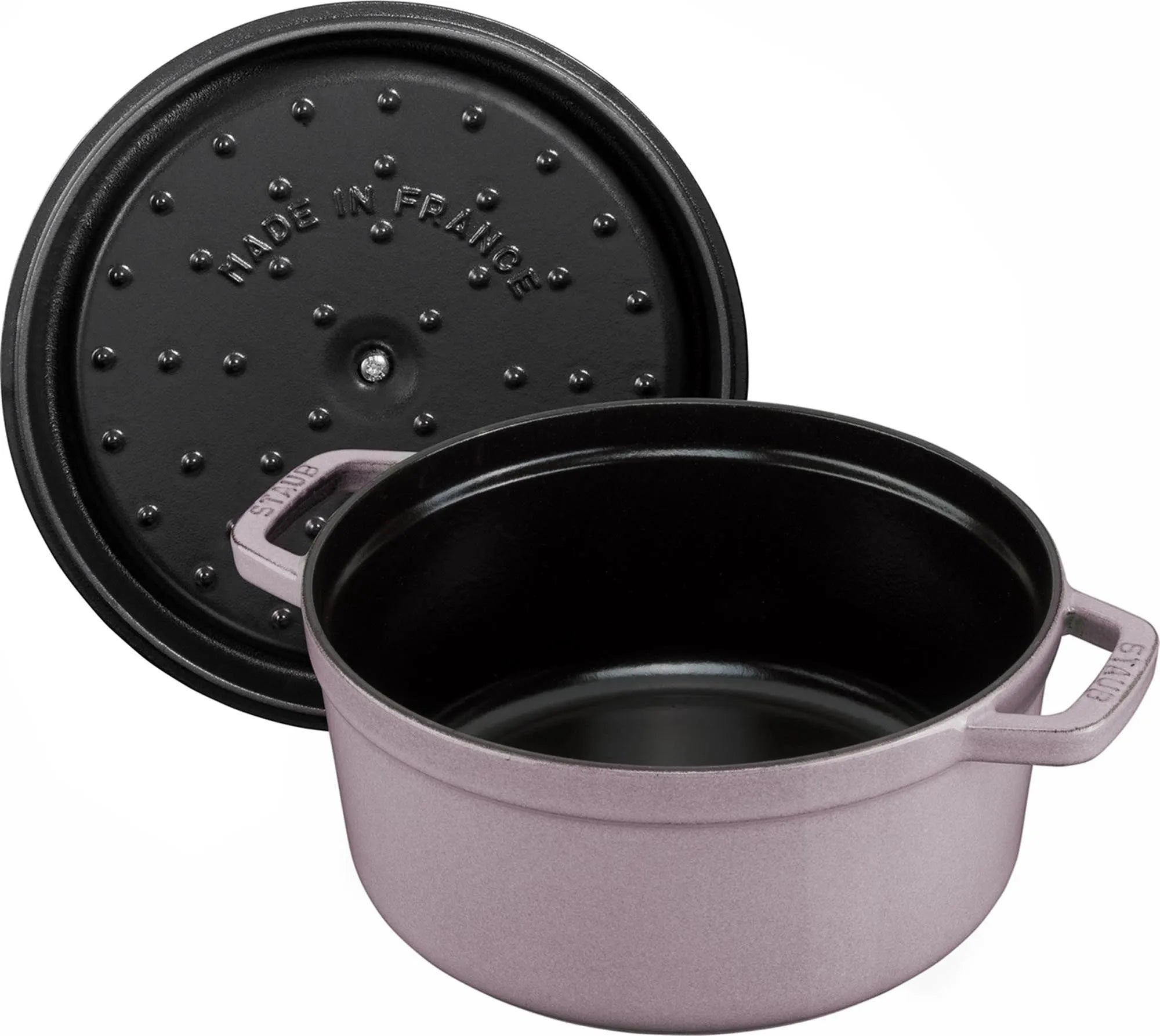 Staub Cocotte 3.8l: Vielseitiger Topf für köstliche Gerichte.