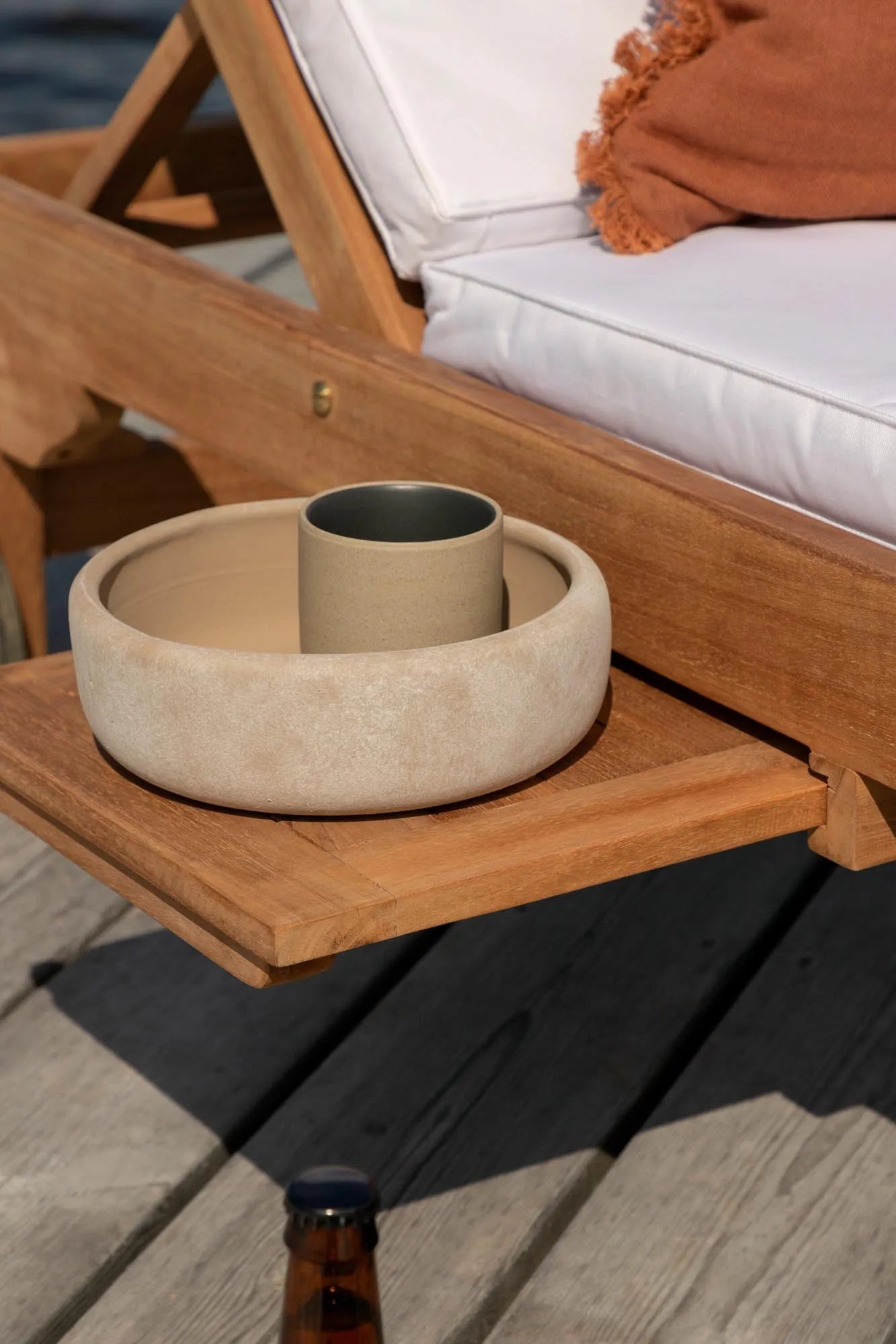 Ghana Sun Lounge in Natur präsentiert im Onlineshop von KAQTU Design AG. Liegestuhl ist von Venture Home