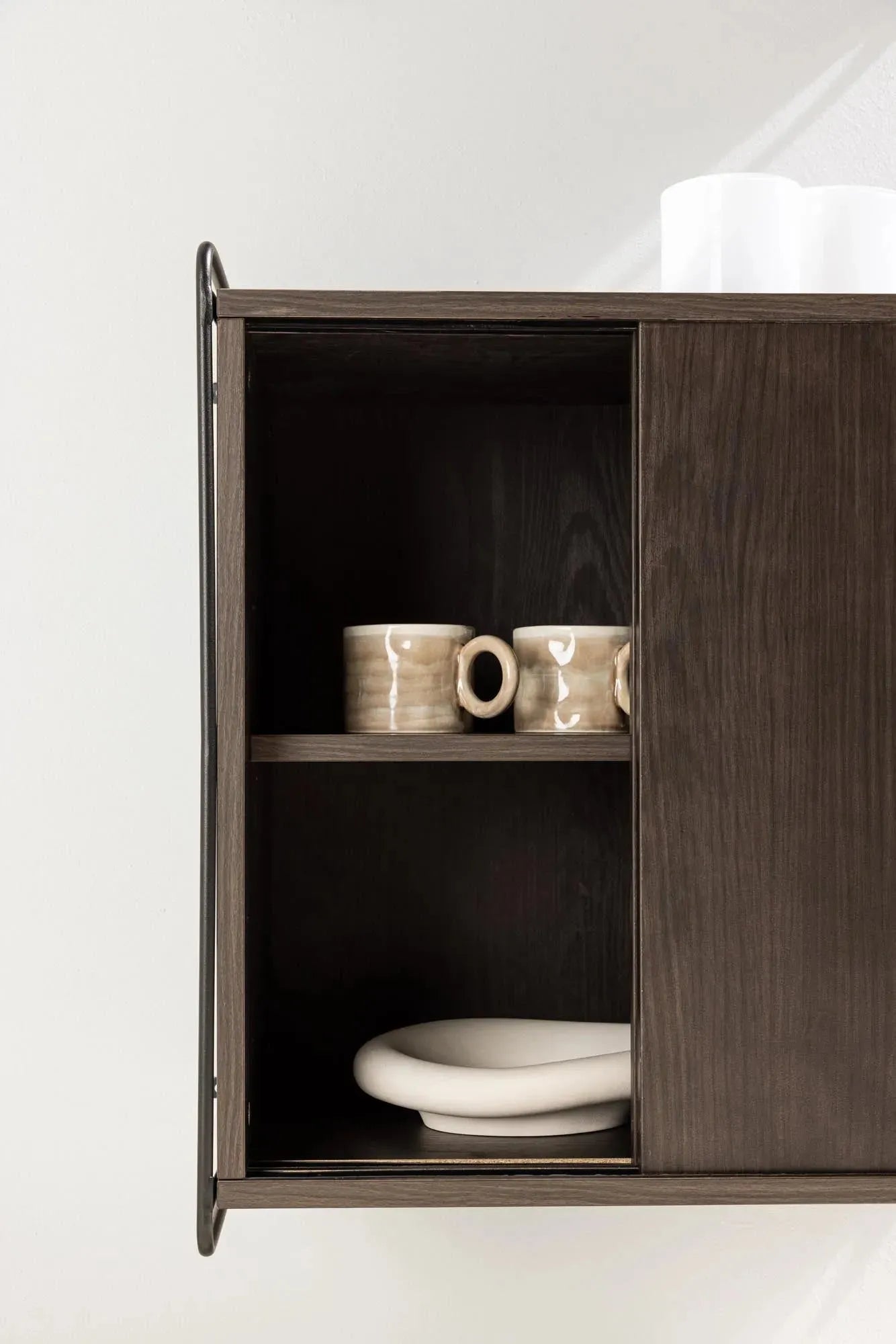 Paris Cabinet in Schwarz/Mokka präsentiert im Onlineshop von KAQTU Design AG. Cabinet ist von Venture Home