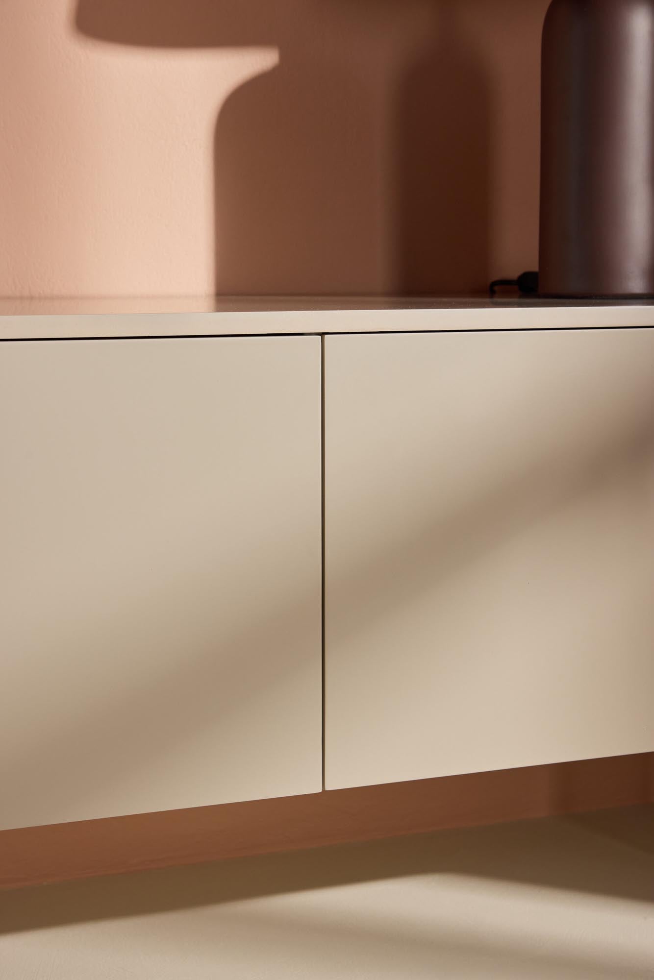 Firhamn Kommode in Beige präsentiert im Onlineshop von KAQTU Design AG. Sideboard ist von Venture Home