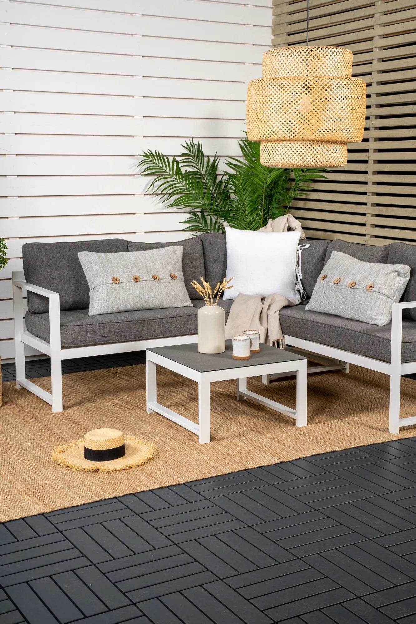 Salvador Ecksofa Outdoorset 60cm in Weiss präsentiert im Onlineshop von KAQTU Design AG. Loungeset ist von Venture Home