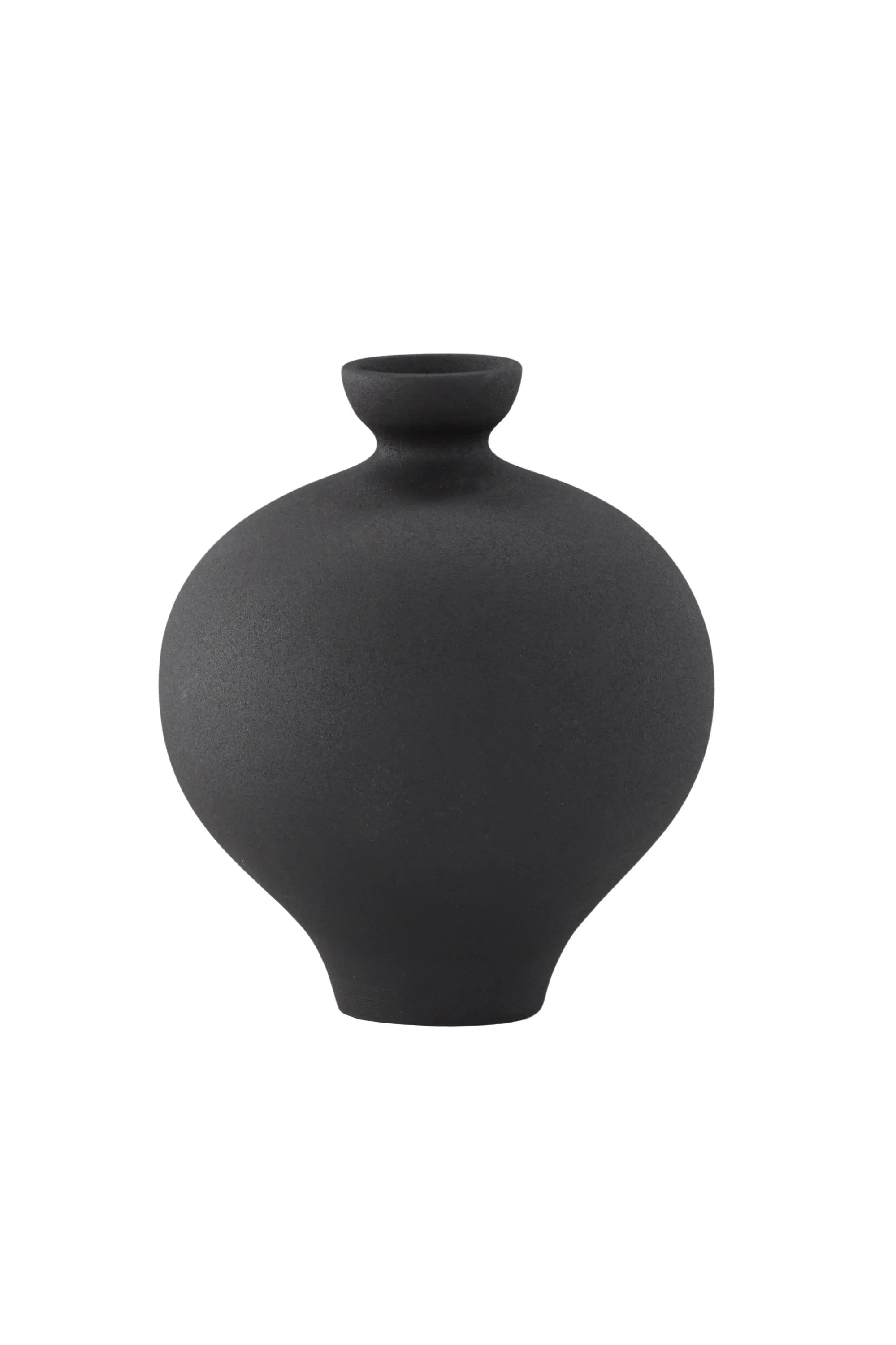 Rellis Vase in Schwarz präsentiert im Onlineshop von KAQTU Design AG. Vase ist von Venture Home