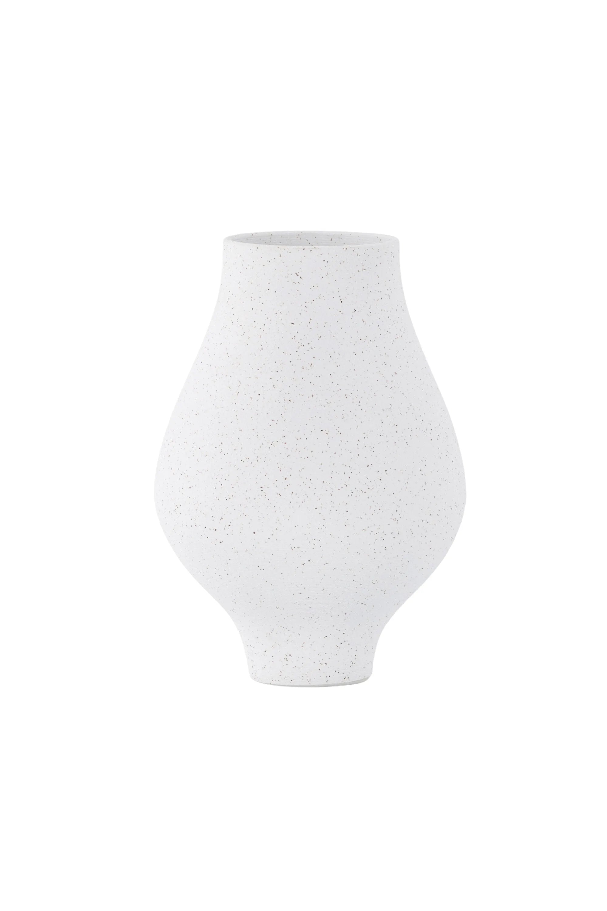 Rellis Vase in Schwarz präsentiert im Onlineshop von KAQTU Design AG. Vase ist von Venture Home