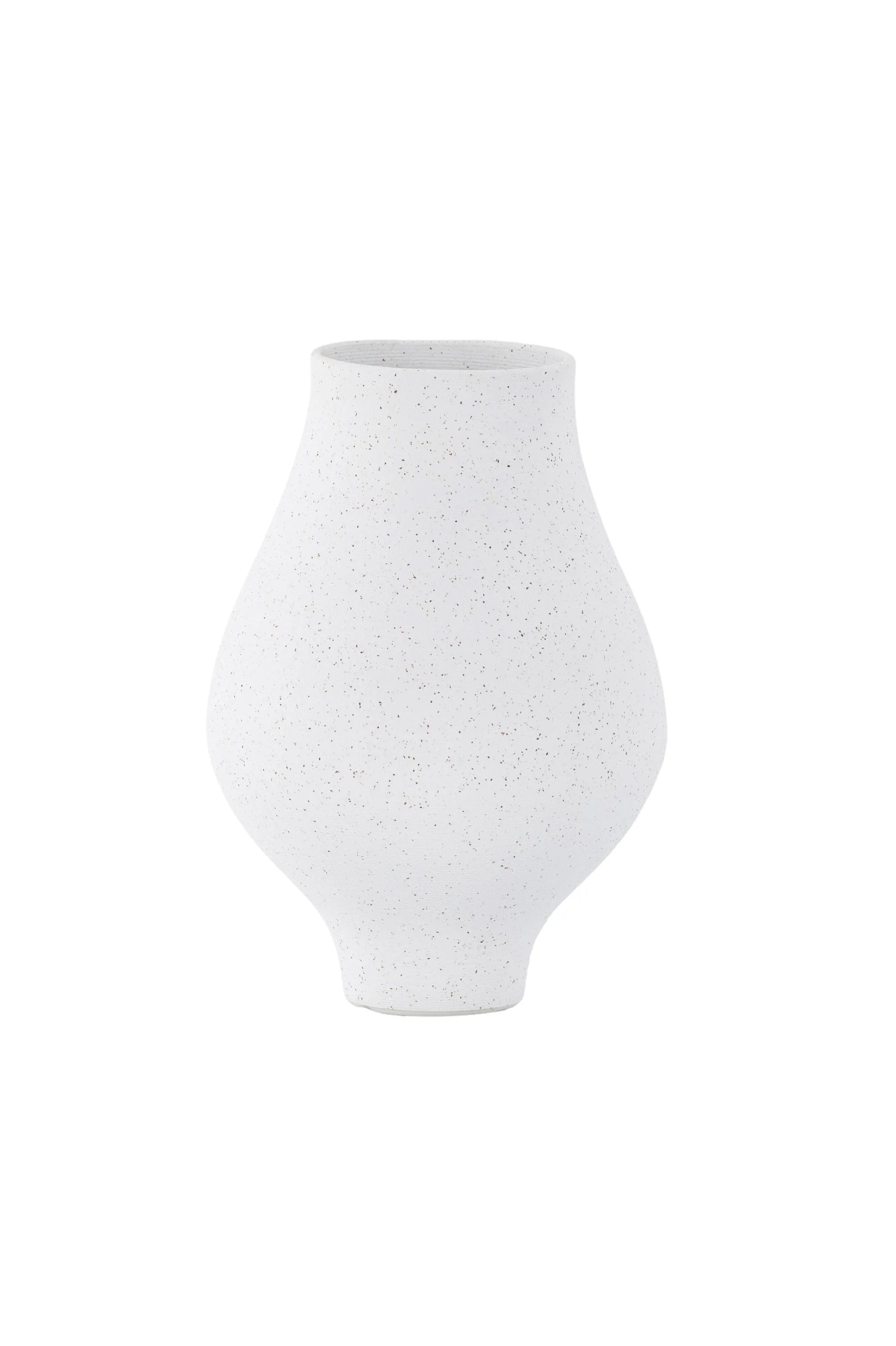 Rellis Vase in Schwarz präsentiert im Onlineshop von KAQTU Design AG. Vase ist von Venture Home