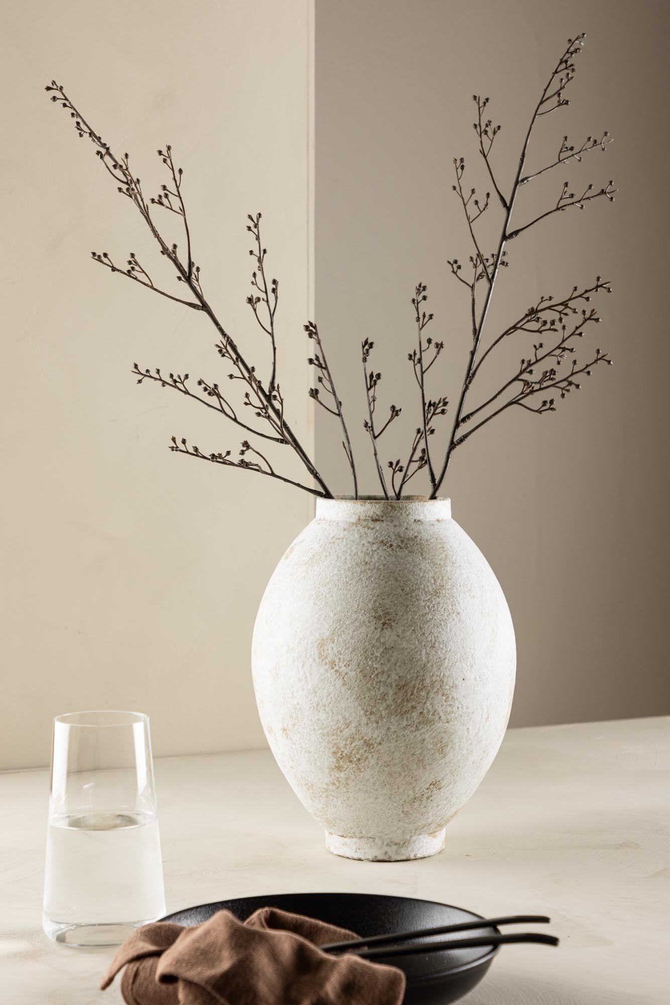 Globe Vase in Beige/Braun präsentiert im Onlineshop von KAQTU Design AG. Vase ist von Venture Home