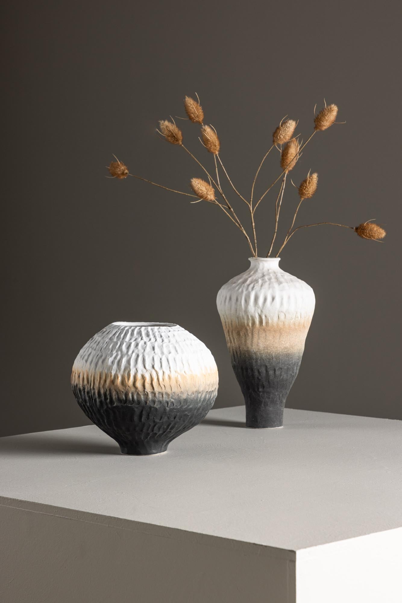 Pane Vase in Beige/ Grau/ Rosa präsentiert im Onlineshop von KAQTU Design AG. Vase ist von Venture Home