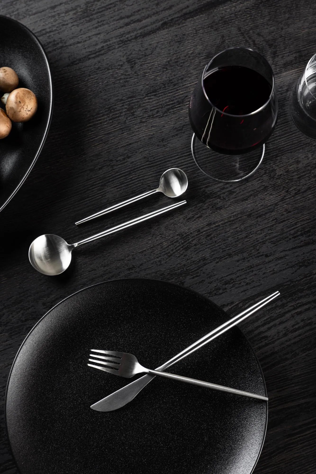 Active Dining Geschirr Set 24 Stk. in Silber präsentiert im Onlineshop von KAQTU Design AG. Geschirr ist von Venture Home