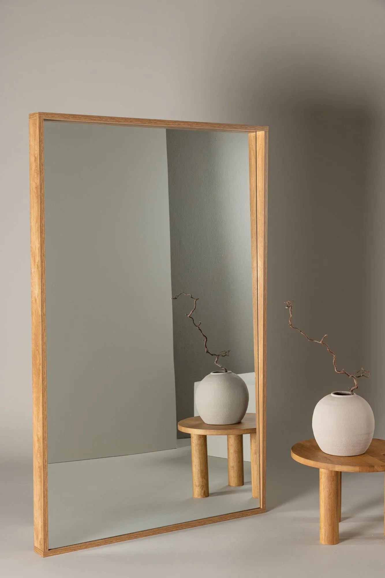 Nashville Mirror in Natur präsentiert im Onlineshop von KAQTU Design AG. Spiegel ist von Venture Home