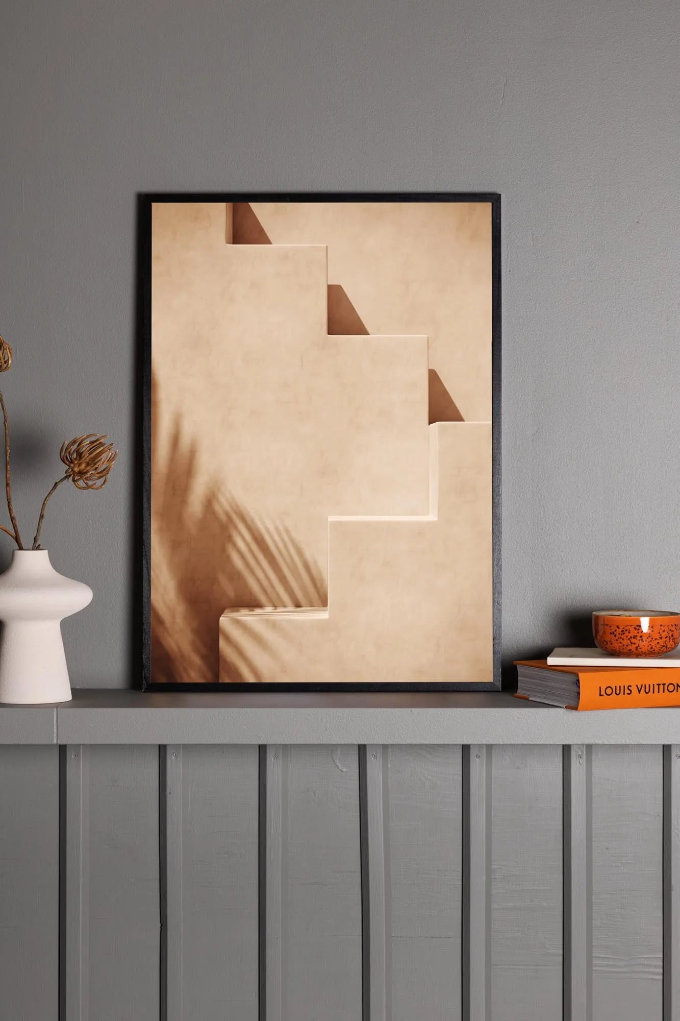 Elegantes Stairs Poster von Venture Home – moderne Wanddekoration.