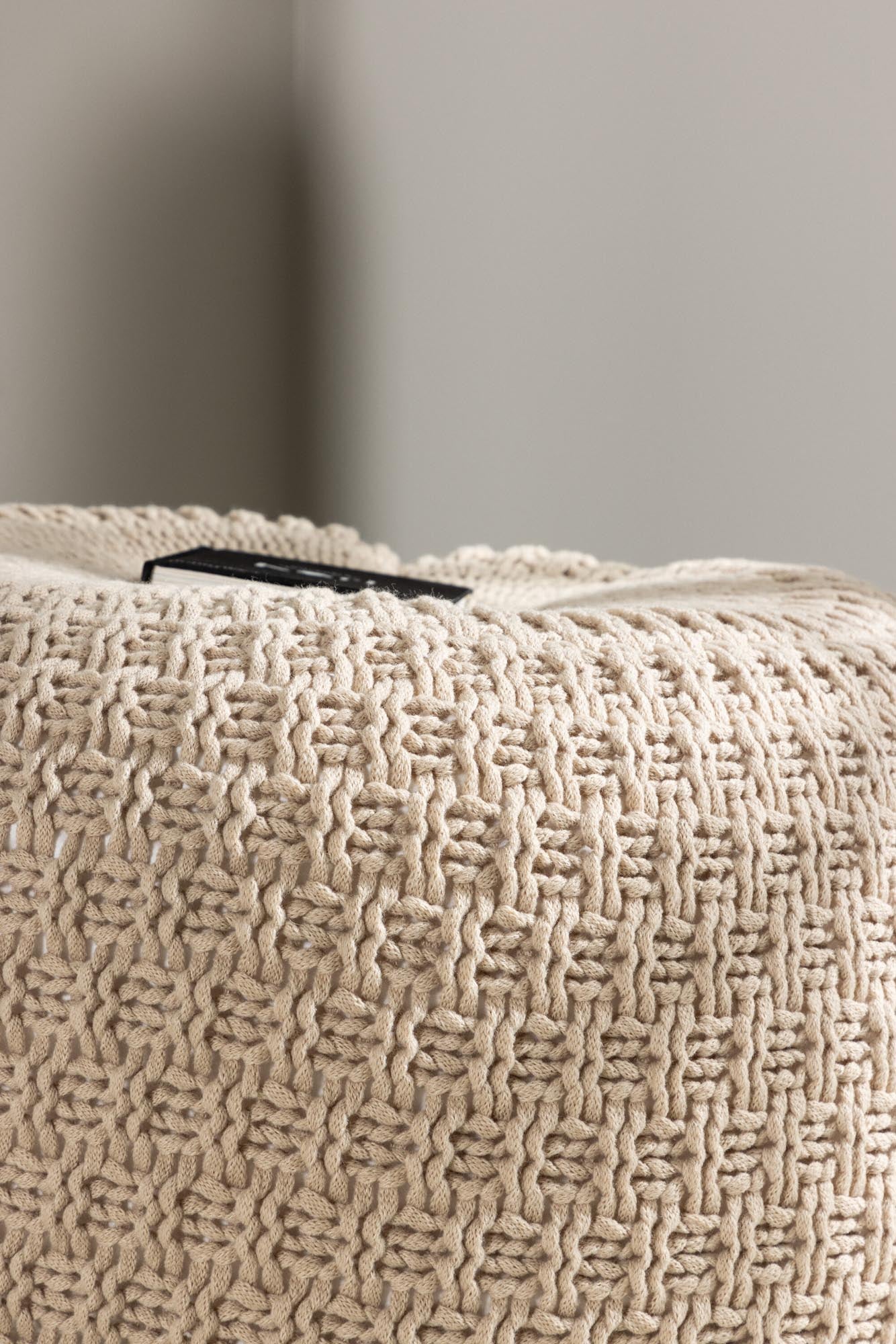 Sam Pouf in Beige präsentiert im Onlineshop von KAQTU Design AG. Pouf ist von Venture Home