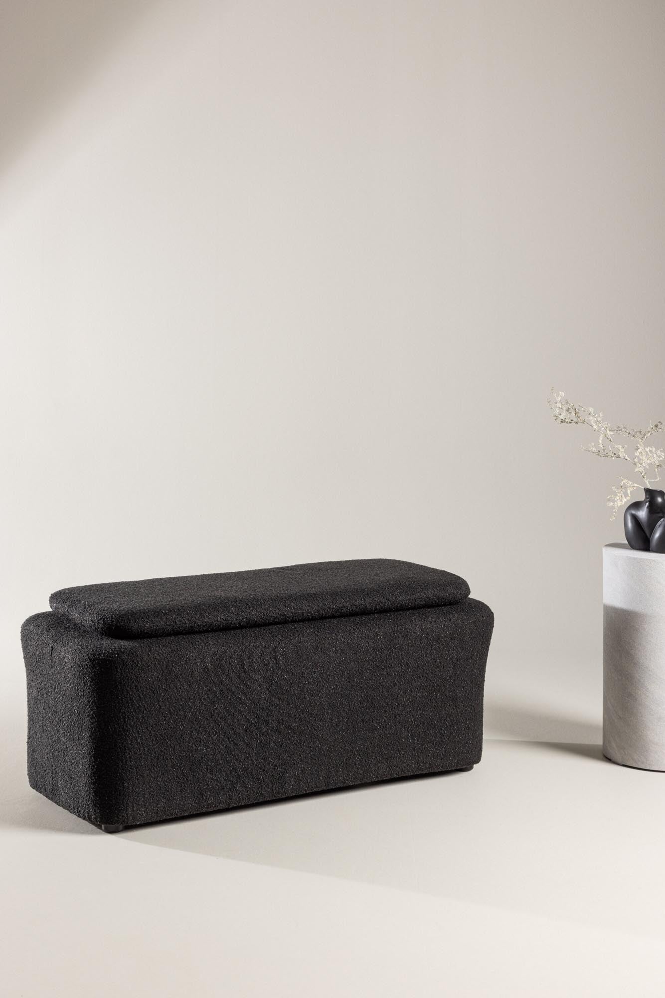 Laurel Ottoman in Schwarz präsentiert im Onlineshop von KAQTU Design AG. Ottoman ist von Venture Home