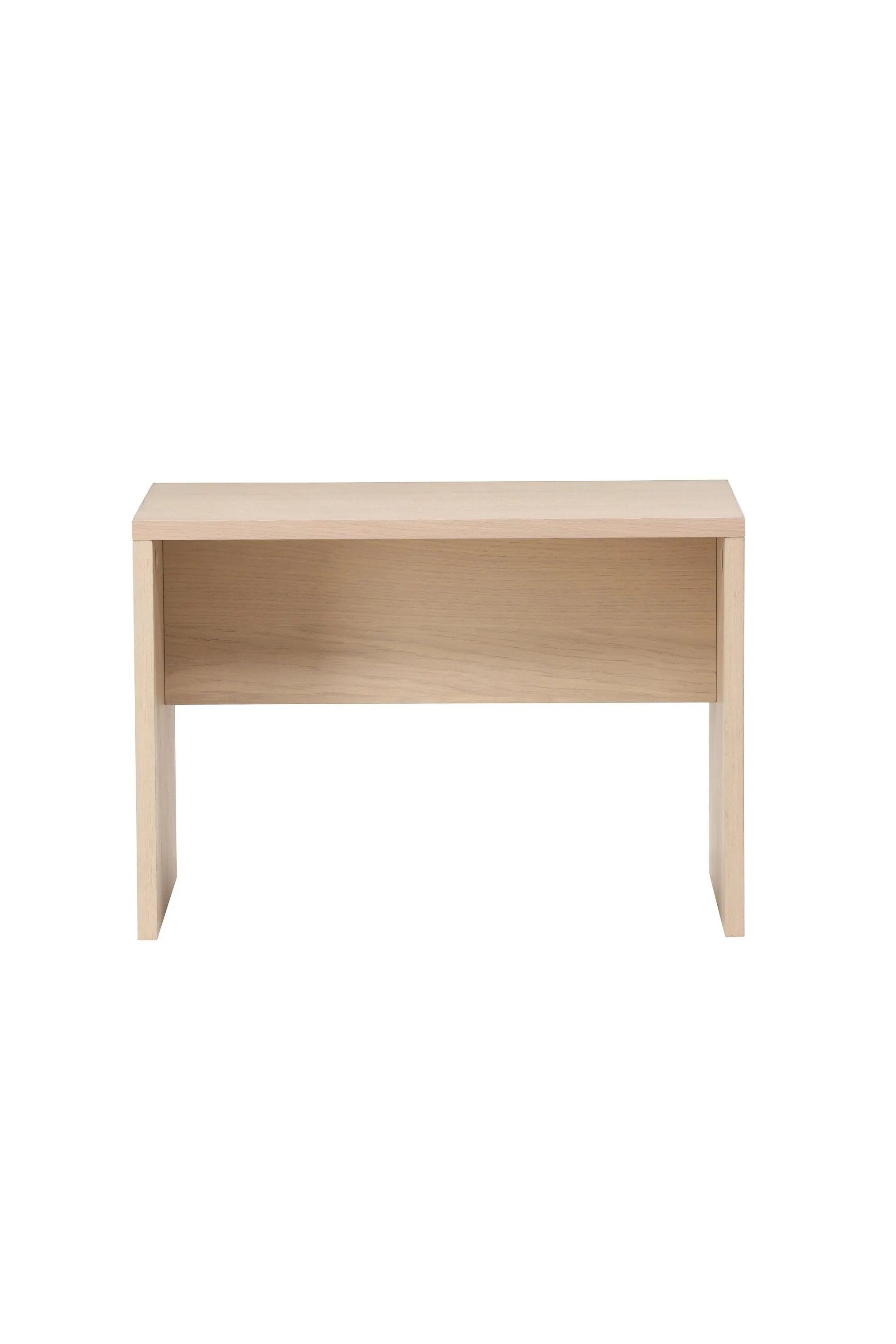 Eleganter Sofatisch aus schwarzem MDF, ideal für moderne Räume. Vielseitig als Ablage oder Dekoration nutzbar.