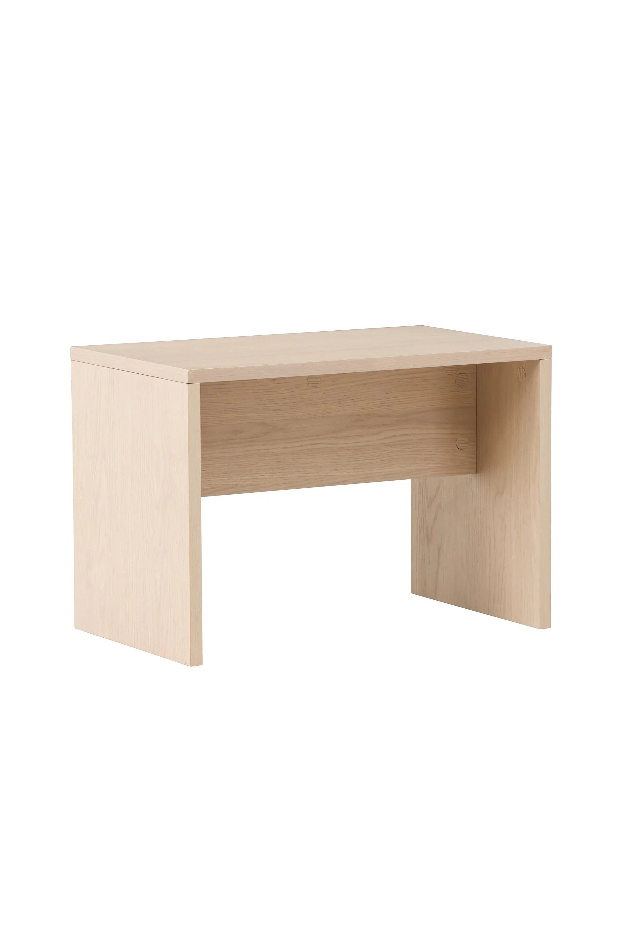 Eleganter Sofatisch aus schwarzem MDF, ideal für moderne Räume. Vielseitig als Ablage oder Dekoration nutzbar.