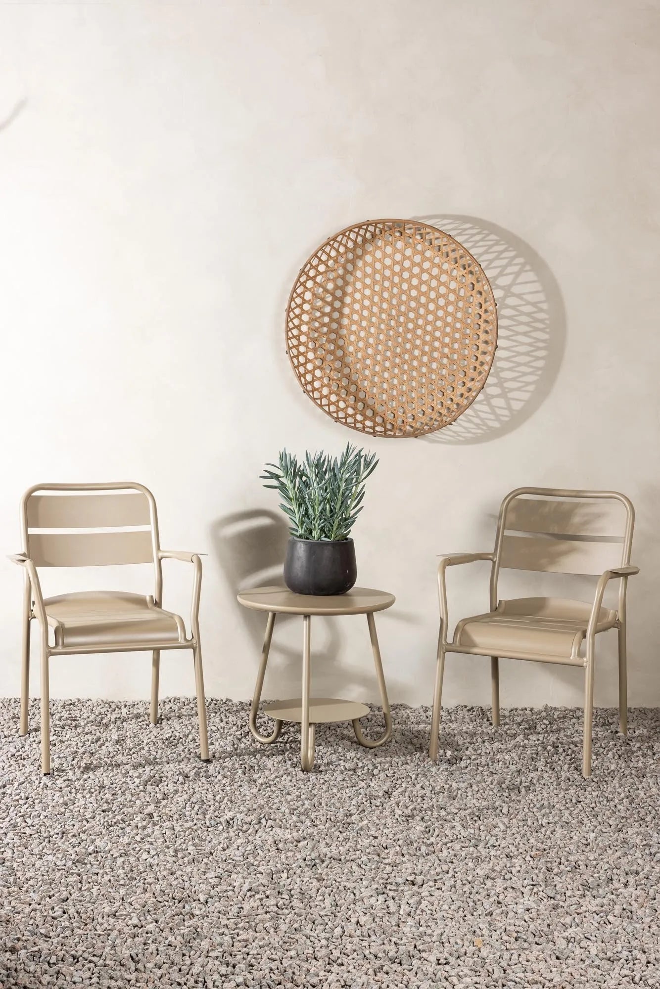 Faro Café Set in Beige/Beige präsentiert im Onlineshop von KAQTU Design AG. Esszimmerset ist von Venture Home