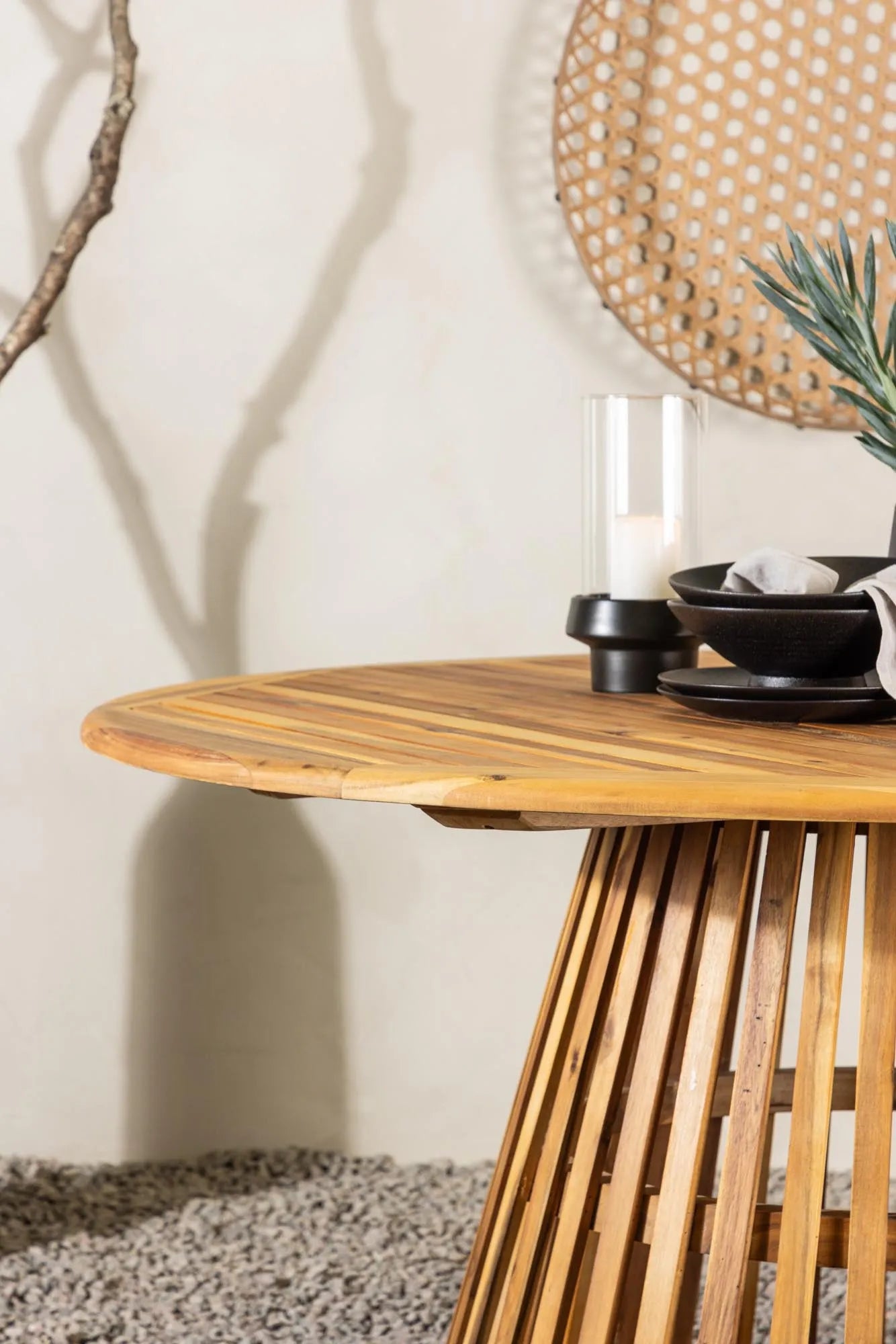 Tucumán Esstisch rund in Natur präsentiert im Onlineshop von KAQTU Design AG. Esstisch ist von Venture Home