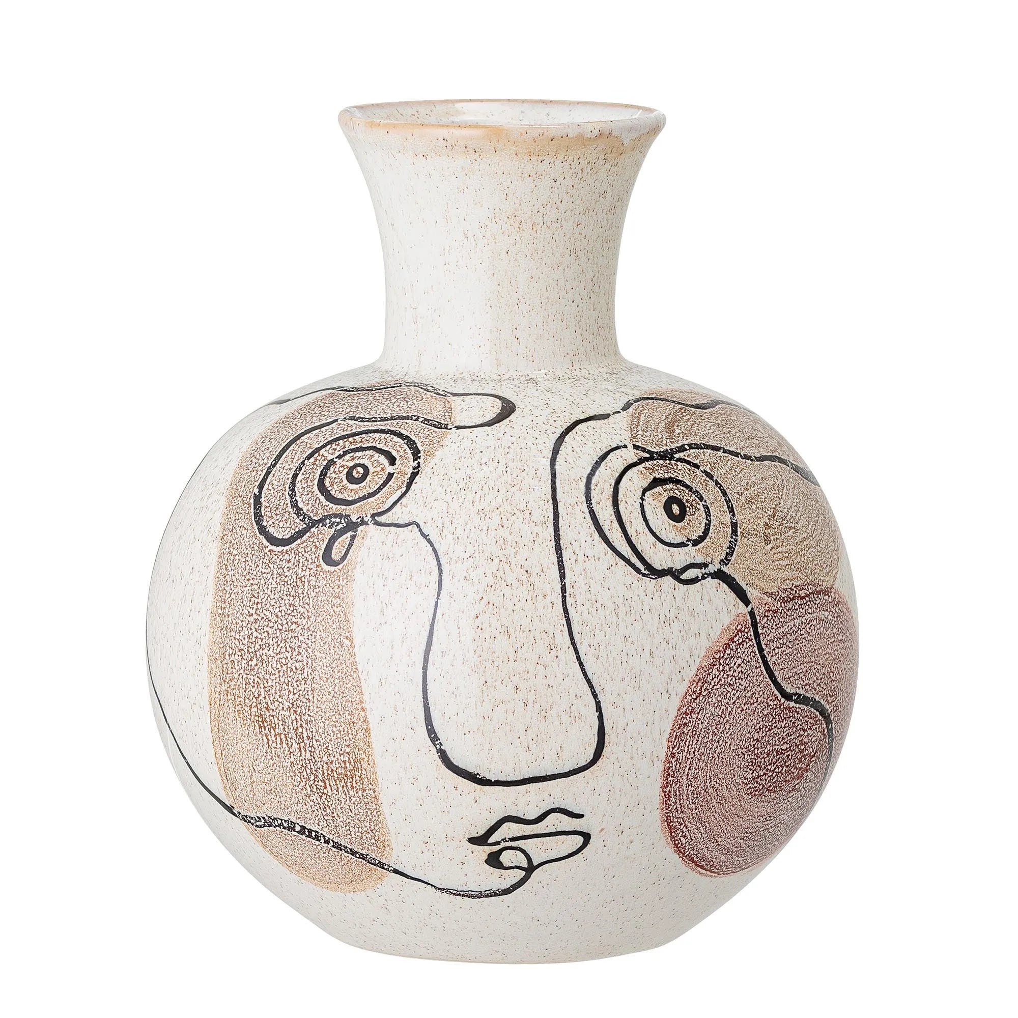 Die handbemalte Irini Vase aus weißem Steingut von Bloomingville vereint skandinavisches Design mit zeitloser Eleganz.