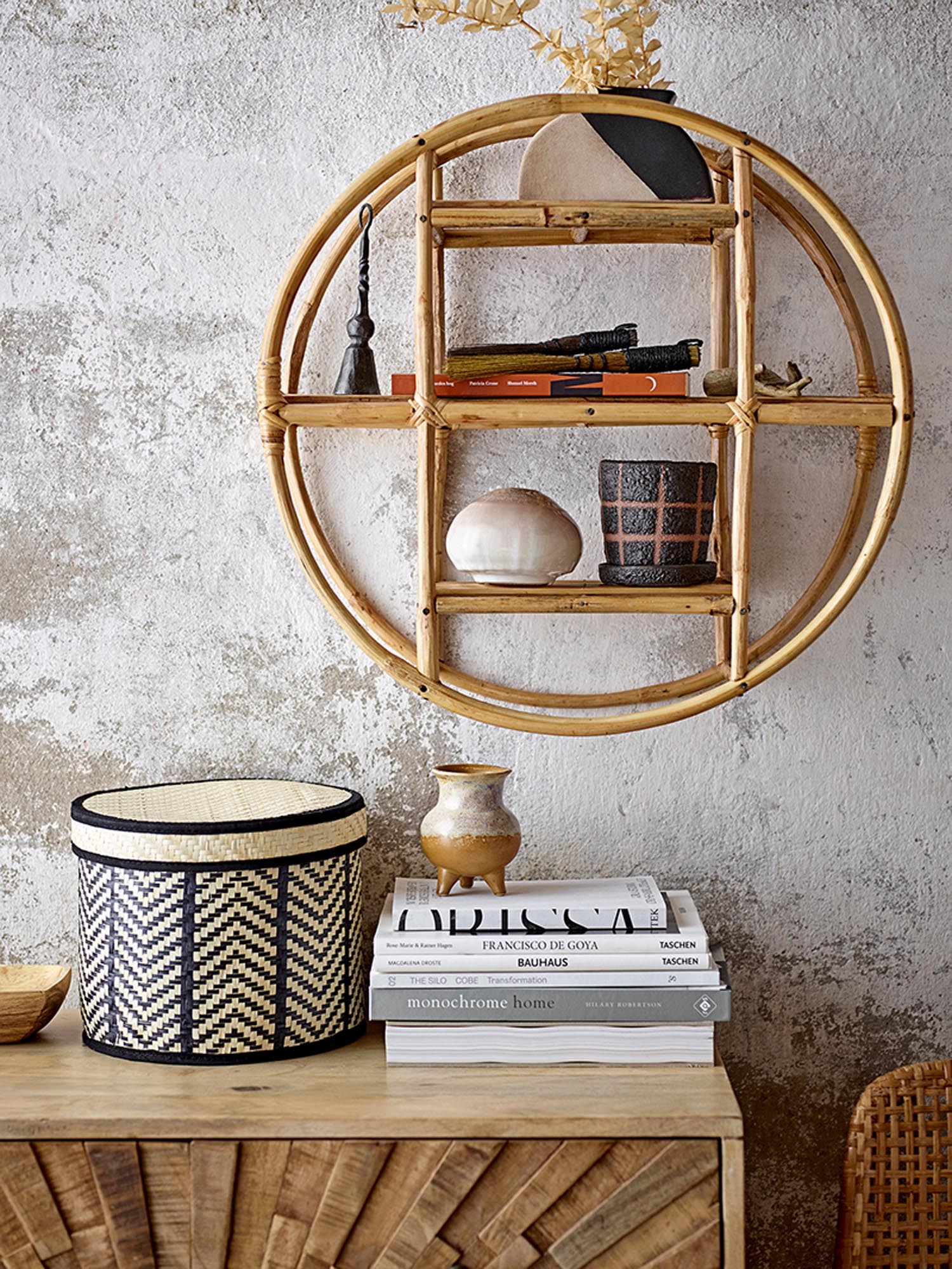 Islim Basket w/Lid, Black, Palm leaf in Black präsentiert im Onlineshop von KAQTU Design AG. Aufbewahrungskorb ist von Bloomingville