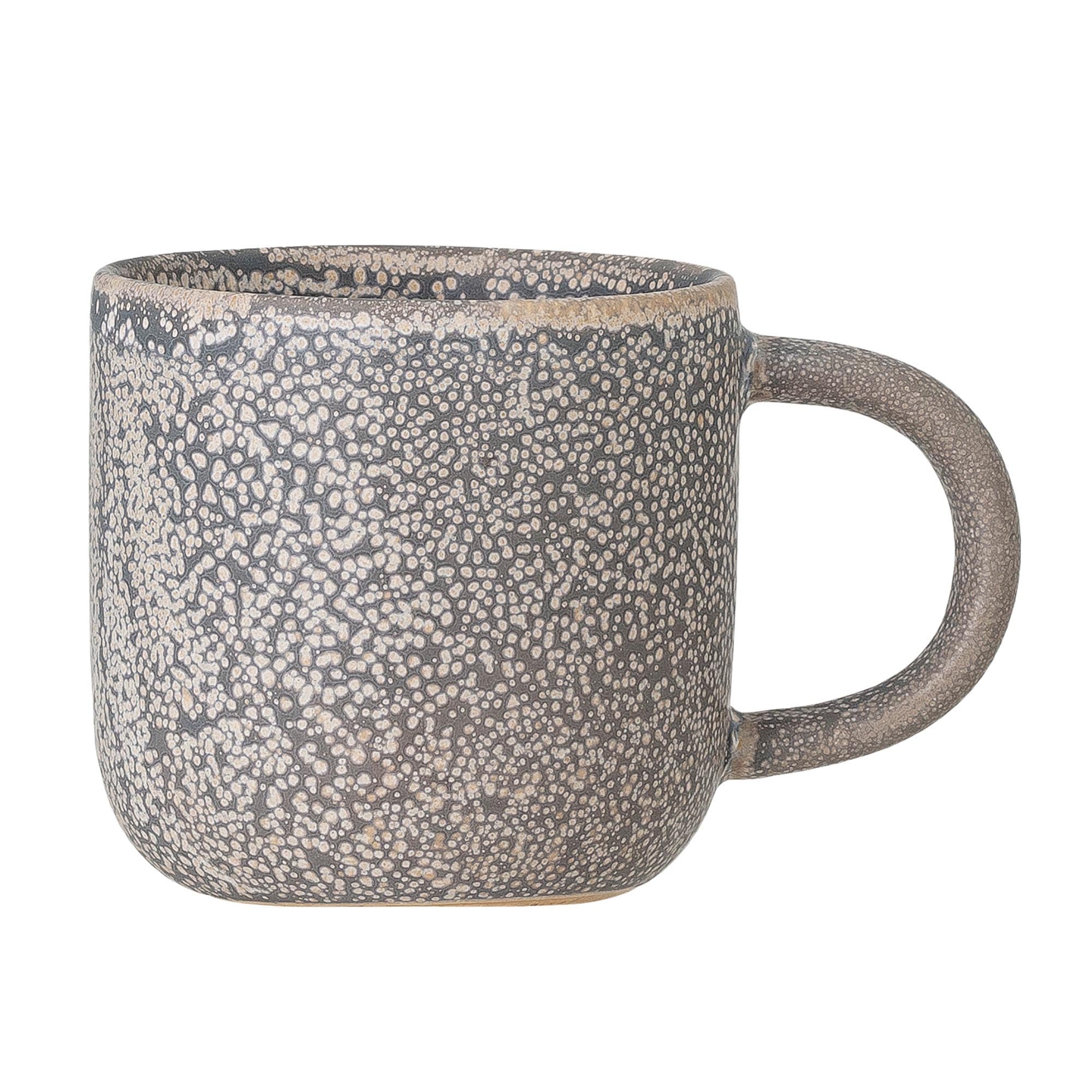 Kendra Tasse, Grau, Steingut in Grey präsentiert im Onlineshop von KAQTU Design AG. Tasse ist von Bloomingville