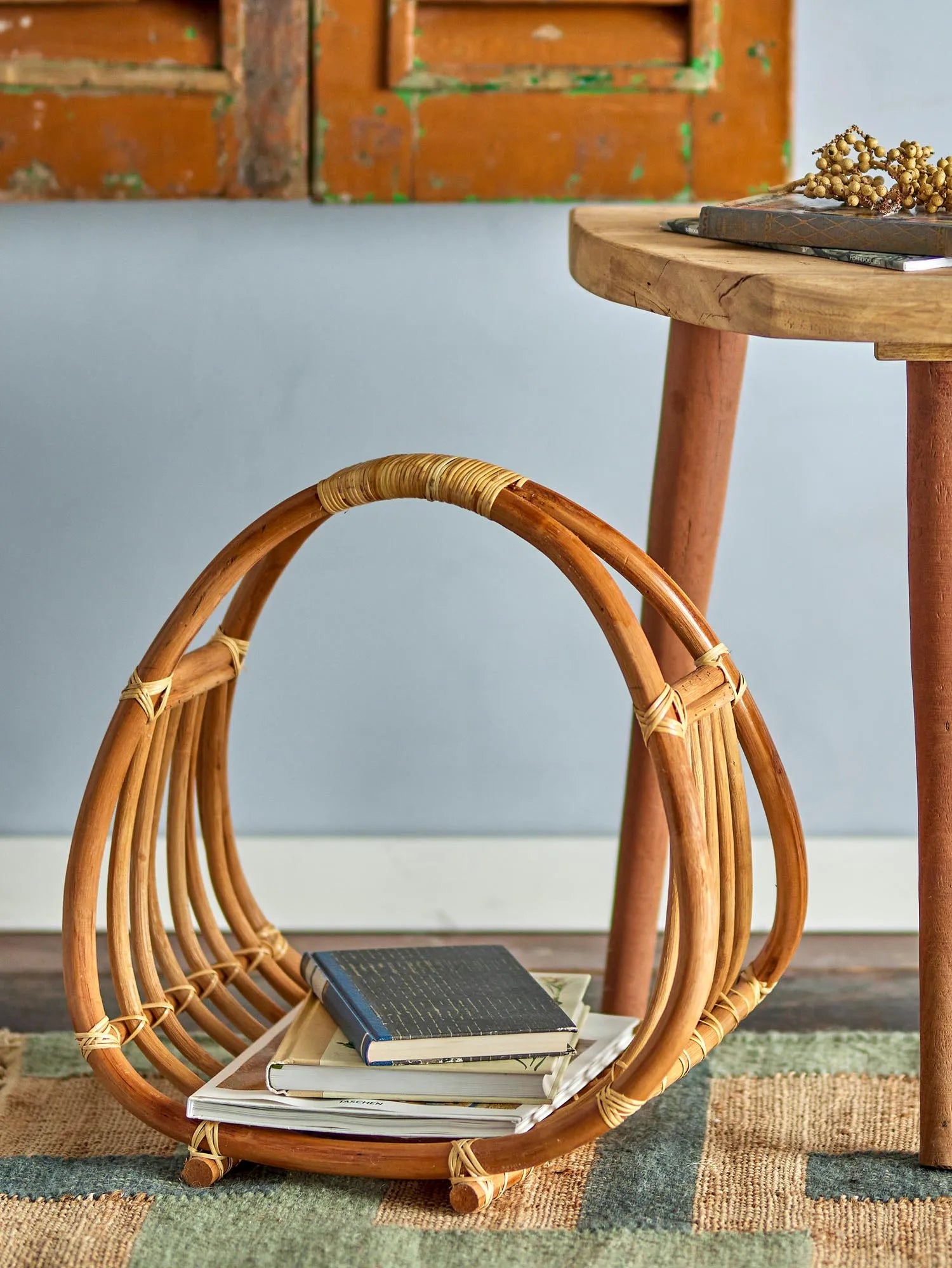 Perla Magazinhalter, Natur, Rattan in Natur präsentiert im Onlineshop von KAQTU Design AG. Zeitungshalter ist von Creative Collection