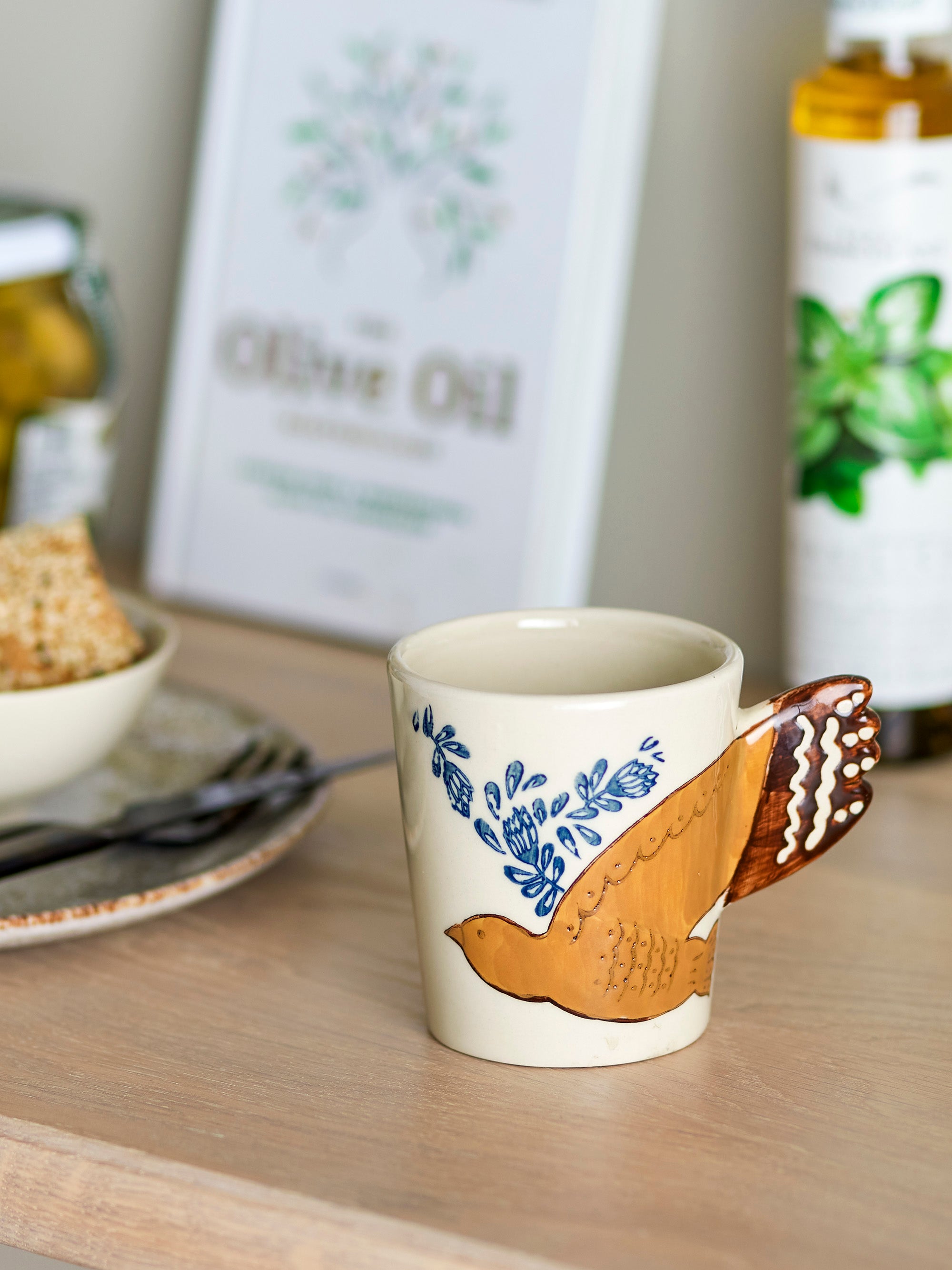 Hezha Tasse, Natur, Steingut in Nature präsentiert im Onlineshop von KAQTU Design AG. Tasse ist von Bloomingville