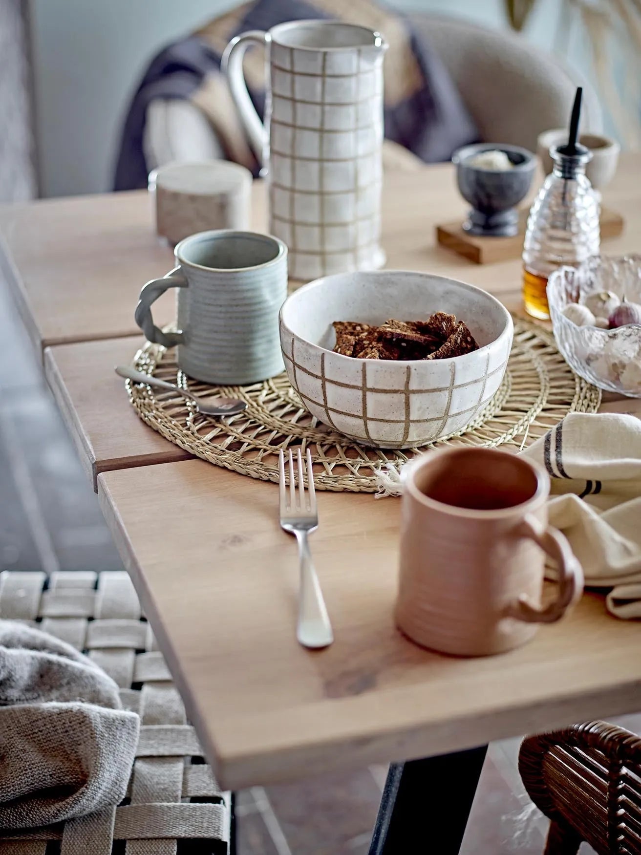 Hewan Schale aus klarem Glas von Bloomingville für modernes Ambiente.