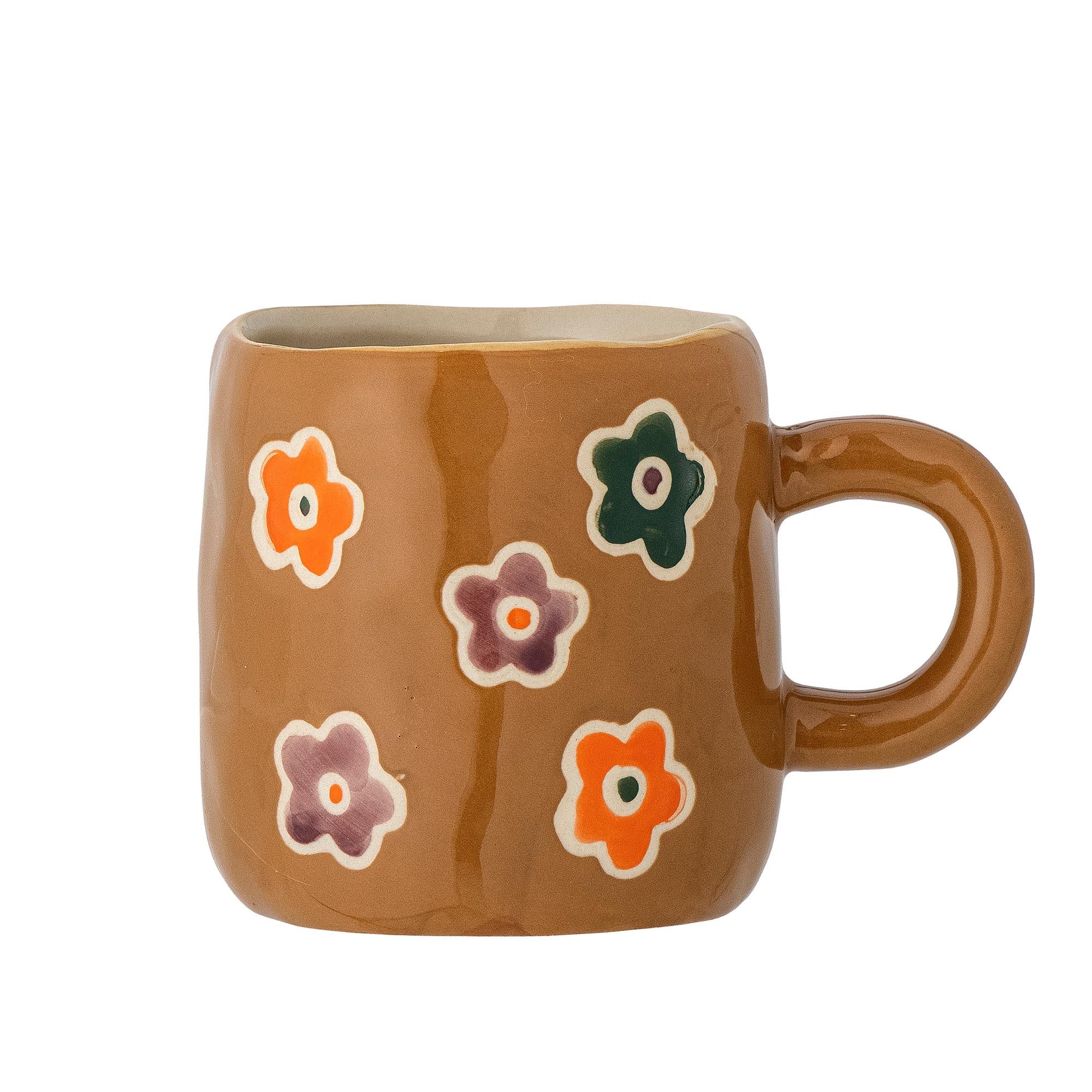 Addy Tasse, Braun, Steingut in Brown präsentiert im Onlineshop von KAQTU Design AG. Tasse ist von Bloomingville