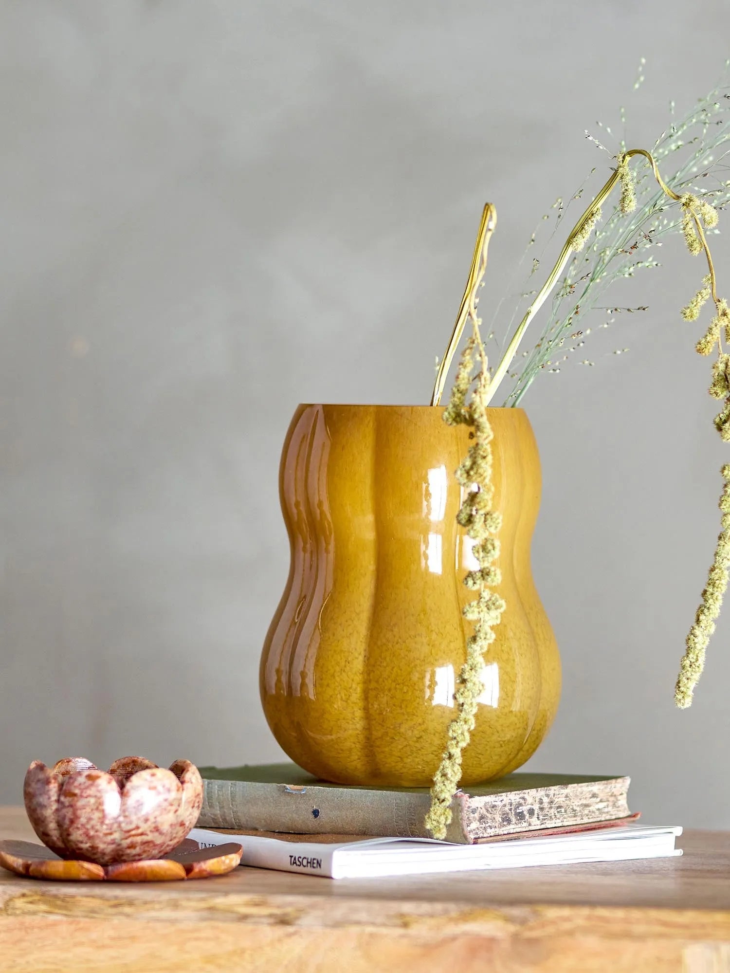 Pumpkin Vase, Braun, Glas in Braun präsentiert im Onlineshop von KAQTU Design AG. Vase ist von Creative Collection