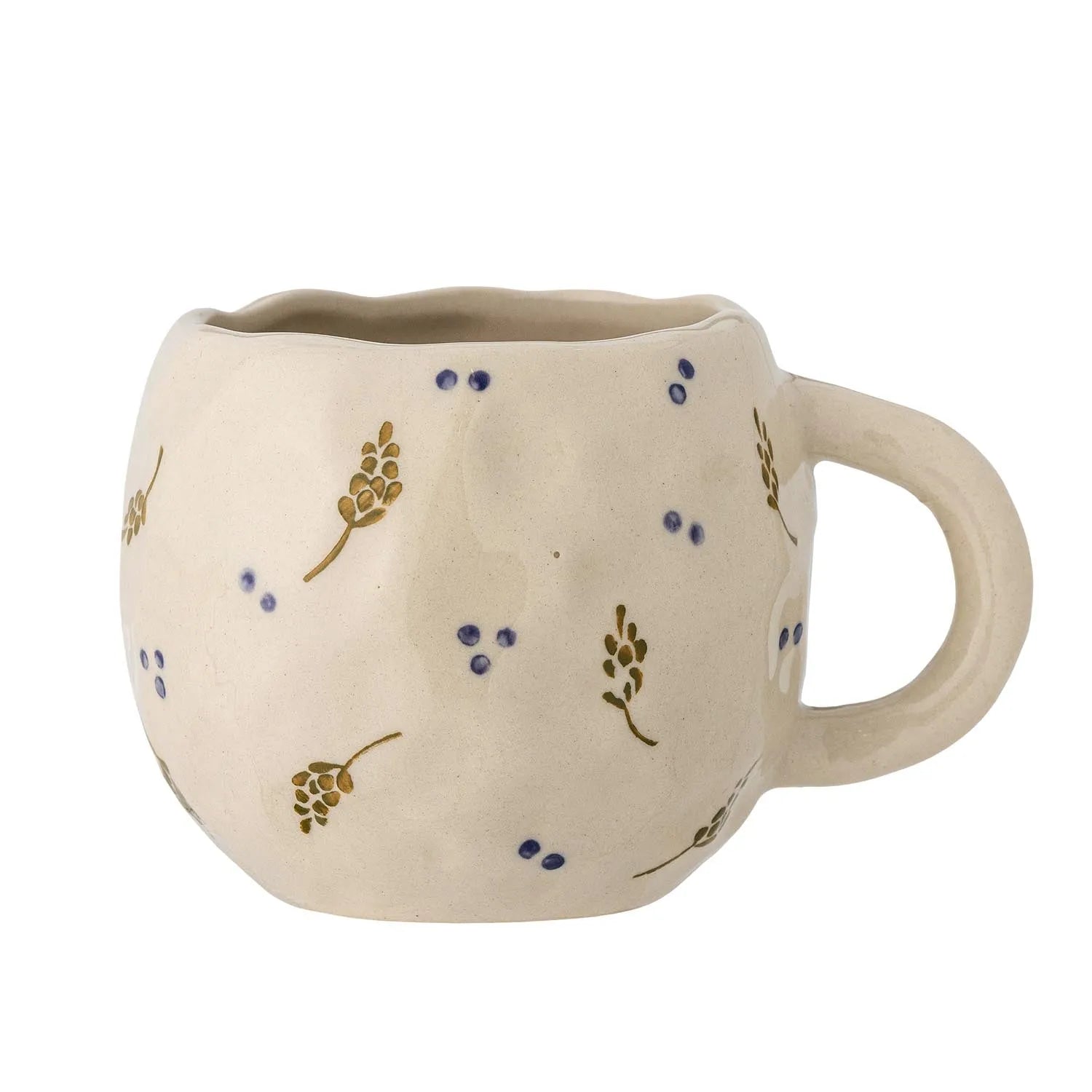 Pippine Tasse, Weiss, Steingut in Weiß präsentiert im Onlineshop von KAQTU Design AG. Tasse ist von Bloomingville