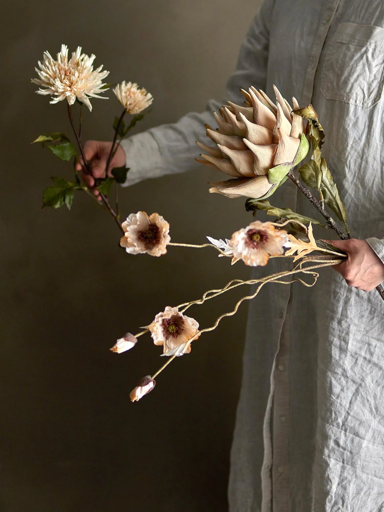 Elegante, langlebige Protea-Blume von Bloomingville: Natürliche Schönheit ohne Pflegeaufwand für Ihr Zuhause.