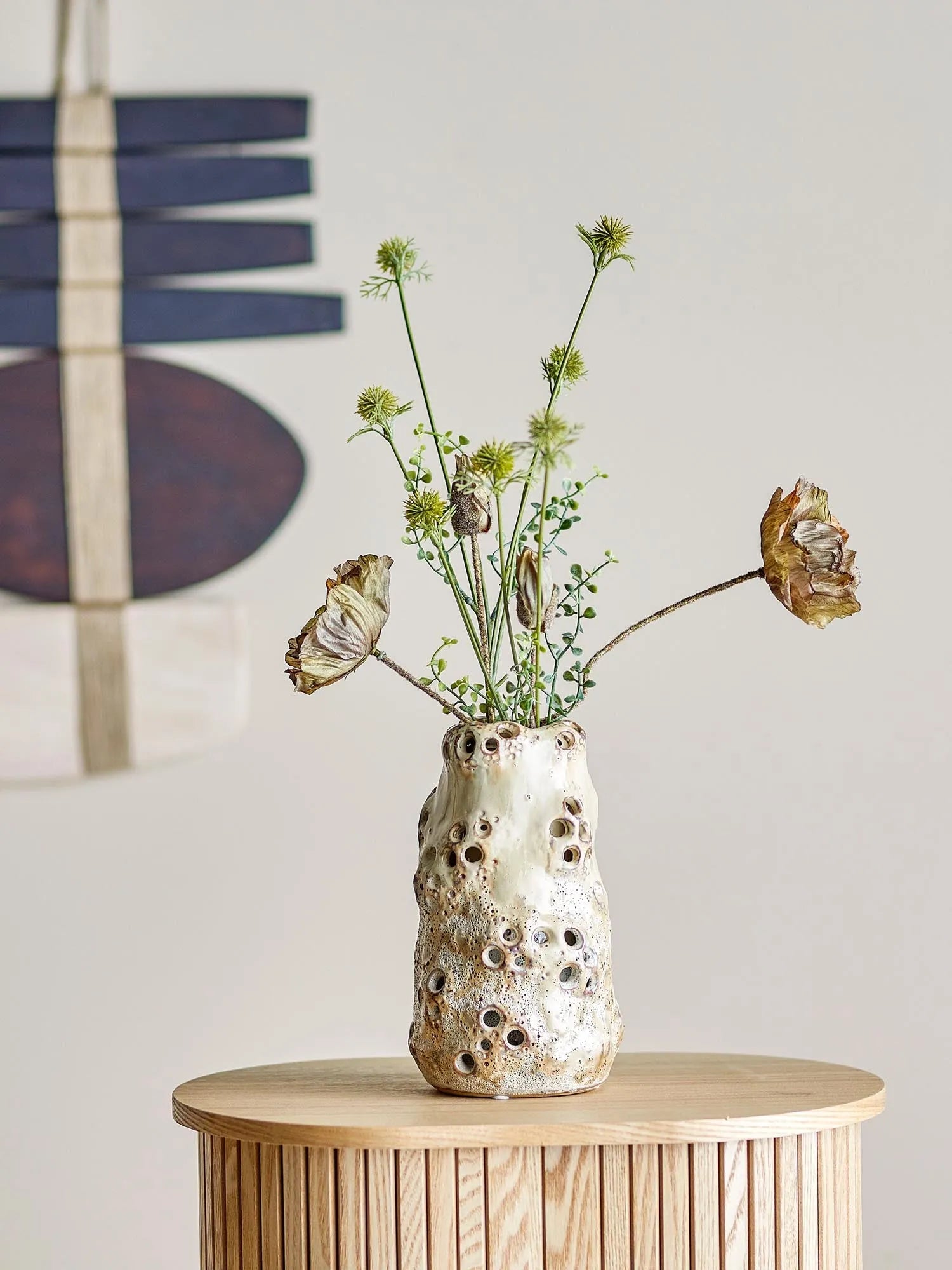 Noble Vase, Natur, Steingut in Natur präsentiert im Onlineshop von KAQTU Design AG. Vase ist von Bloomingville