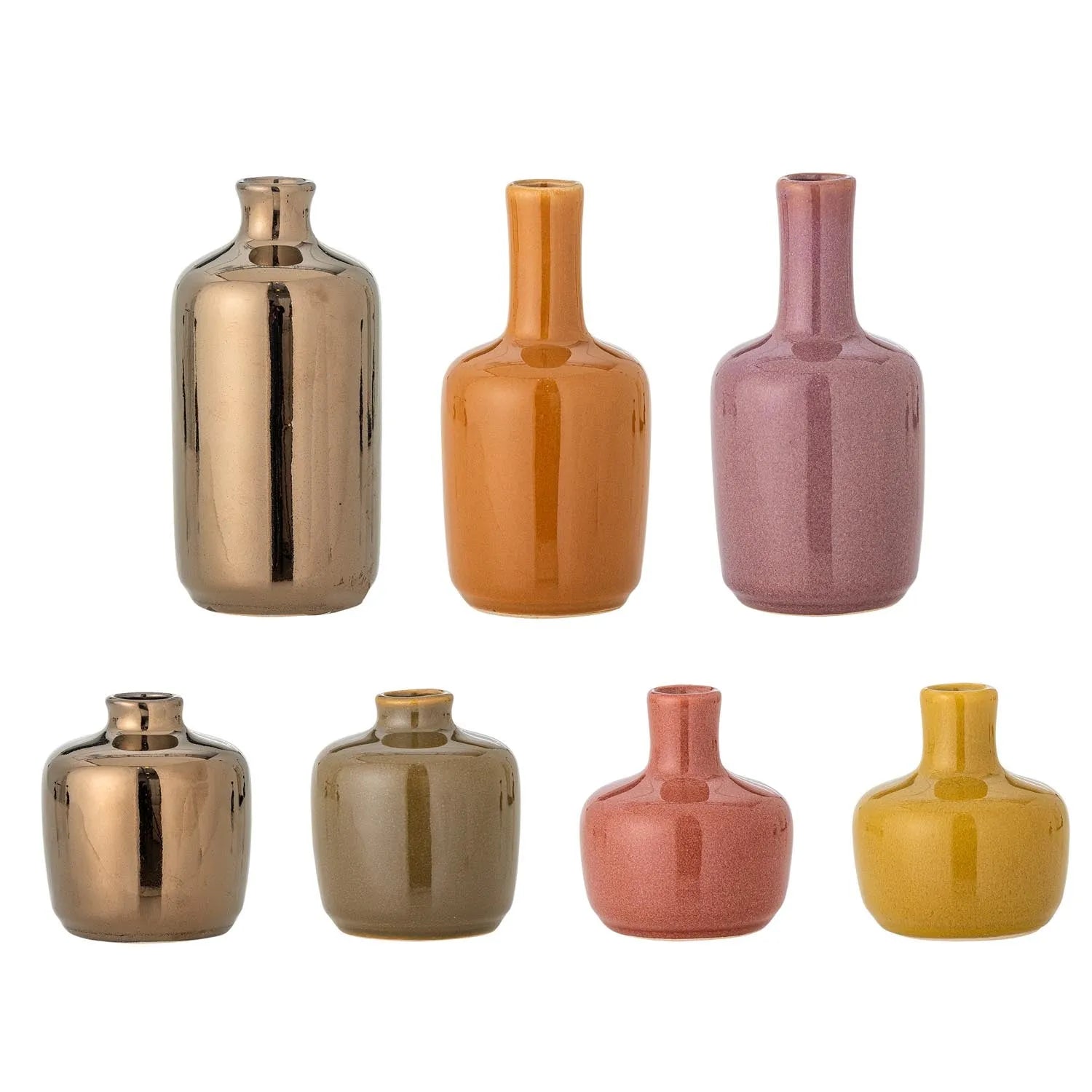 Maien Vase, Braun, Steingut in Braun präsentiert im Onlineshop von KAQTU Design AG. Vase ist von Bloomingville