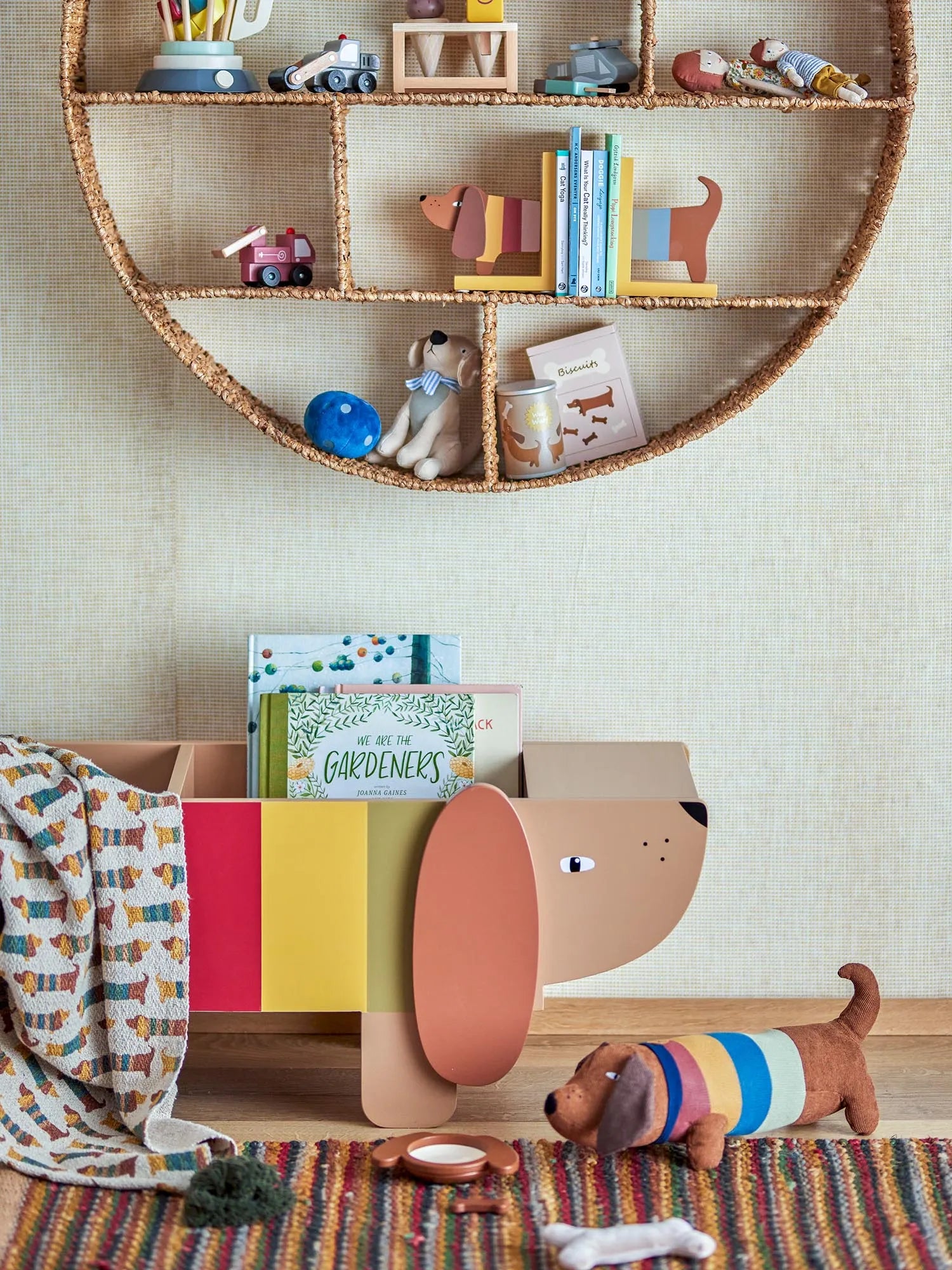 Charlie Bücherständer, Braun, MDF in Braun präsentiert im Onlineshop von KAQTU Design AG. Standregal ist von Bloomingville Mini