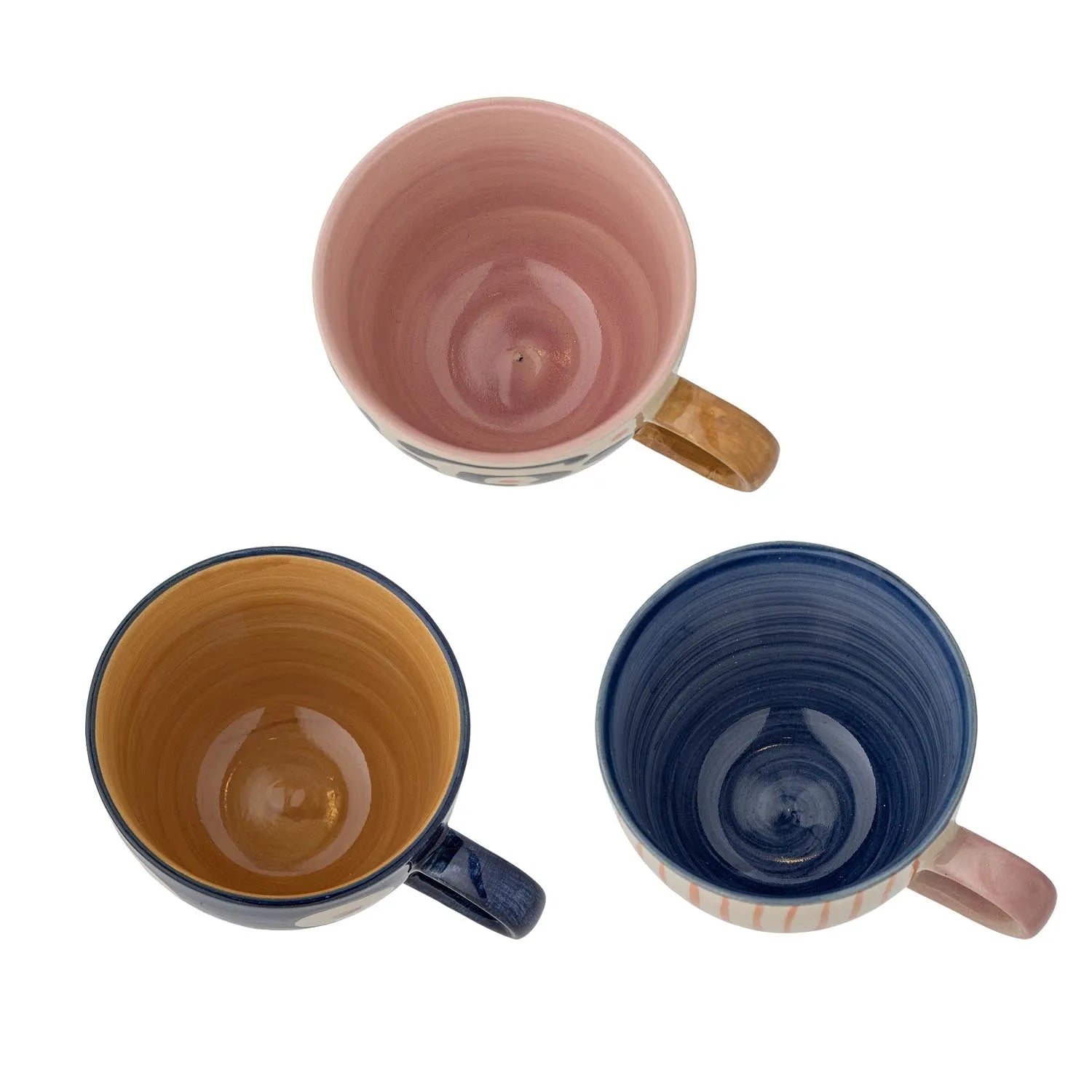 Eviaya Tasse, Blue, Steingut in Blau präsentiert im Onlineshop von KAQTU Design AG. Tasse ist von Bloomingville