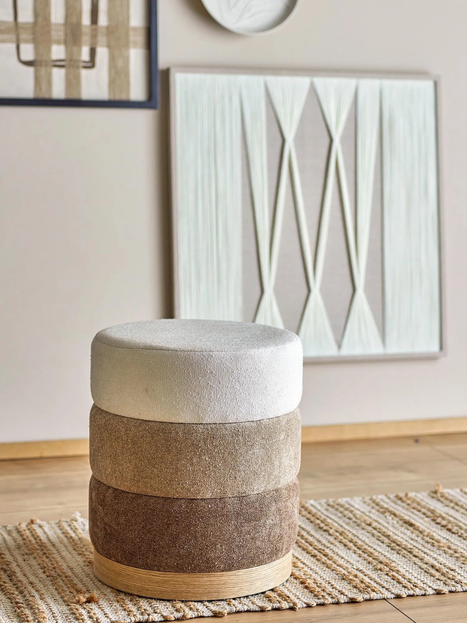 Bilbao Pouf, Braun, Polyester in Braun präsentiert im Onlineshop von KAQTU Design AG. Pouf ist von Bloomingville