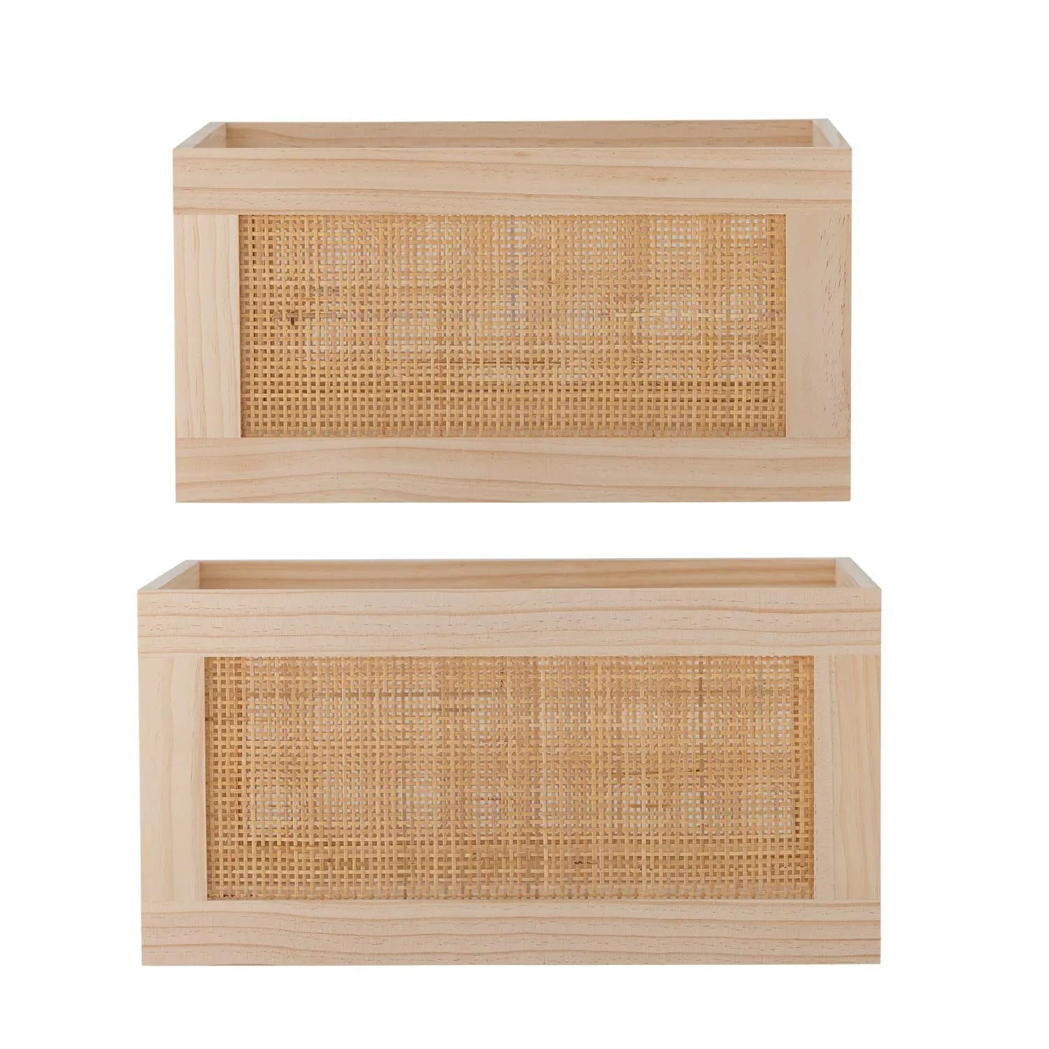 Piana Aufbewahrungsbox aus FSC® 100% Kiefernholz und Rattan: Nachhaltig, stilvoll, vielseitig für jedes Zuhause.