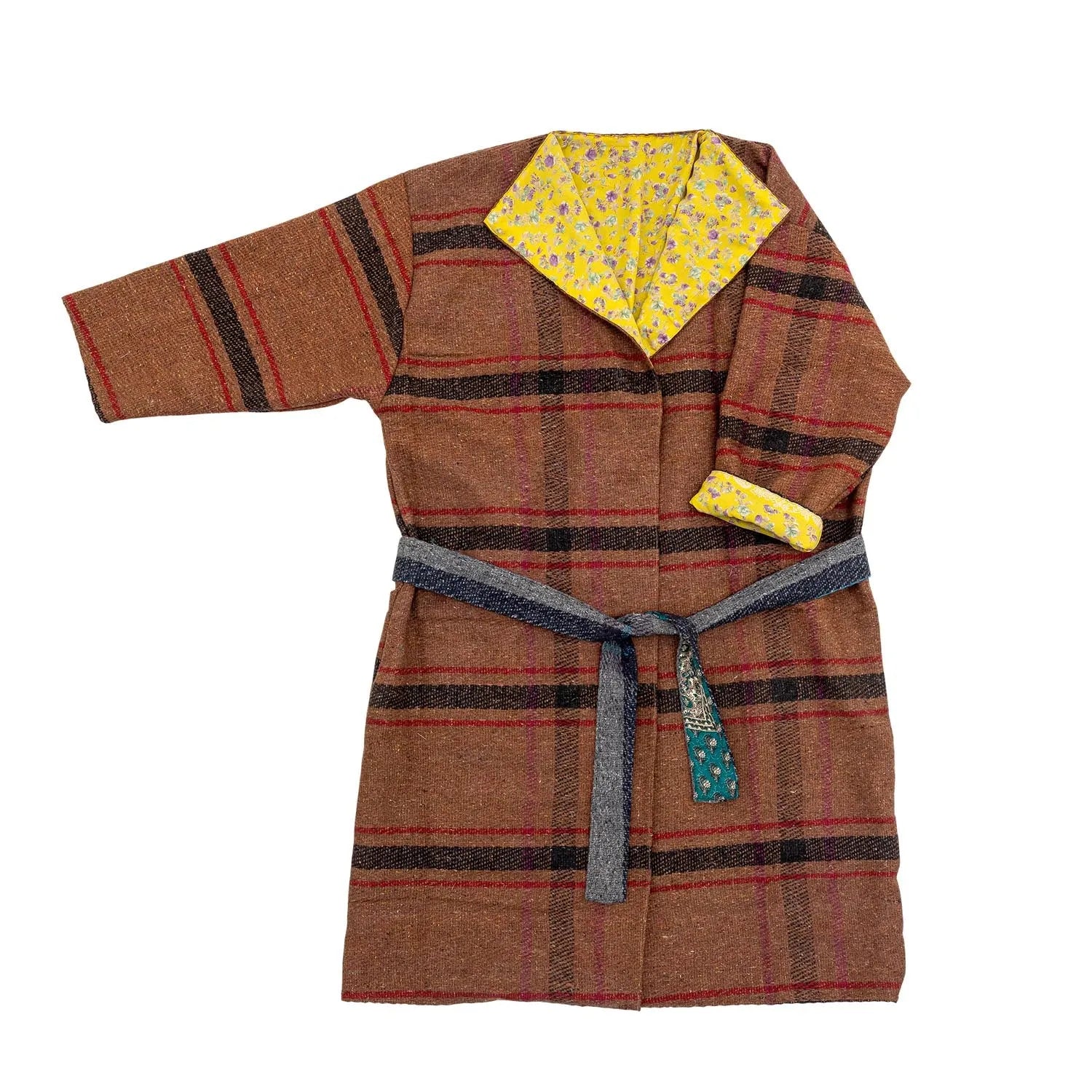 Rieti Kimono, Braun, Upcycled in Braun präsentiert im Onlineshop von KAQTU Design AG. Bademantel ist von Creative Collection