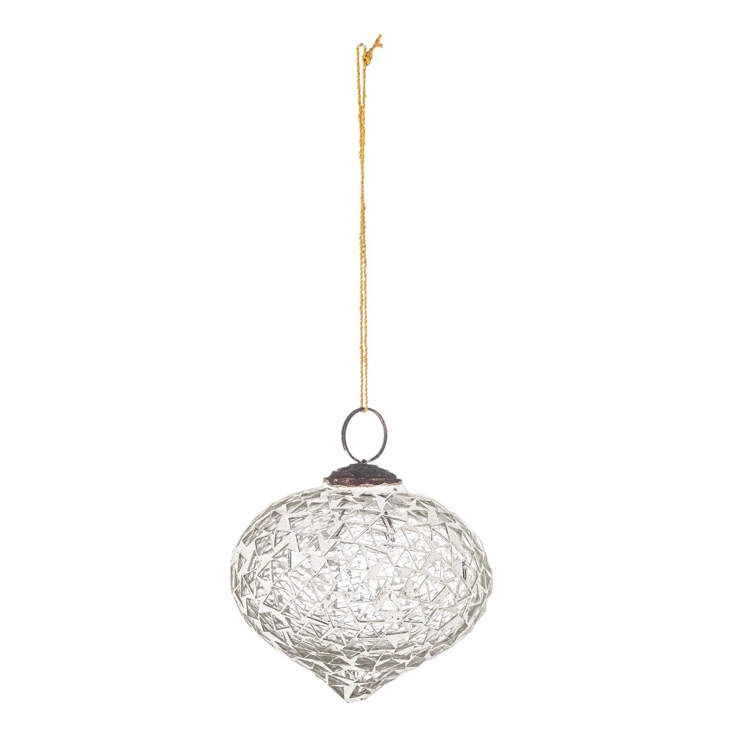 Nadine Ornament, Weiss, Glas in Weiß präsentiert im Onlineshop von KAQTU Design AG. Ornament ist von Bloomingville