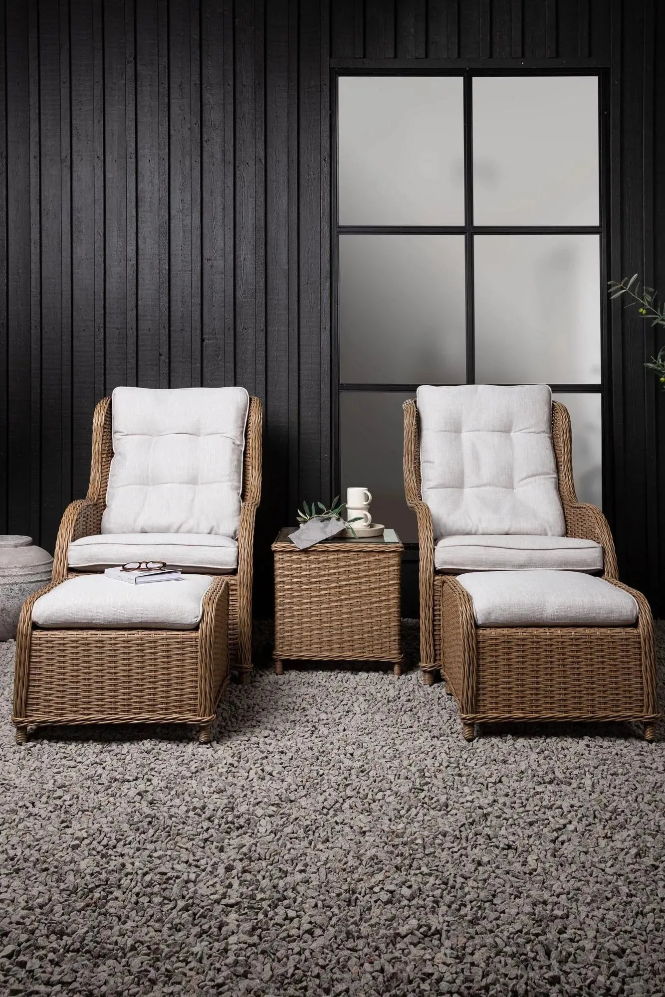 Vikelund Lounge Outdoorset 45cm in Natur präsentiert im Onlineshop von KAQTU Design AG. Loungeset ist von Venture Home