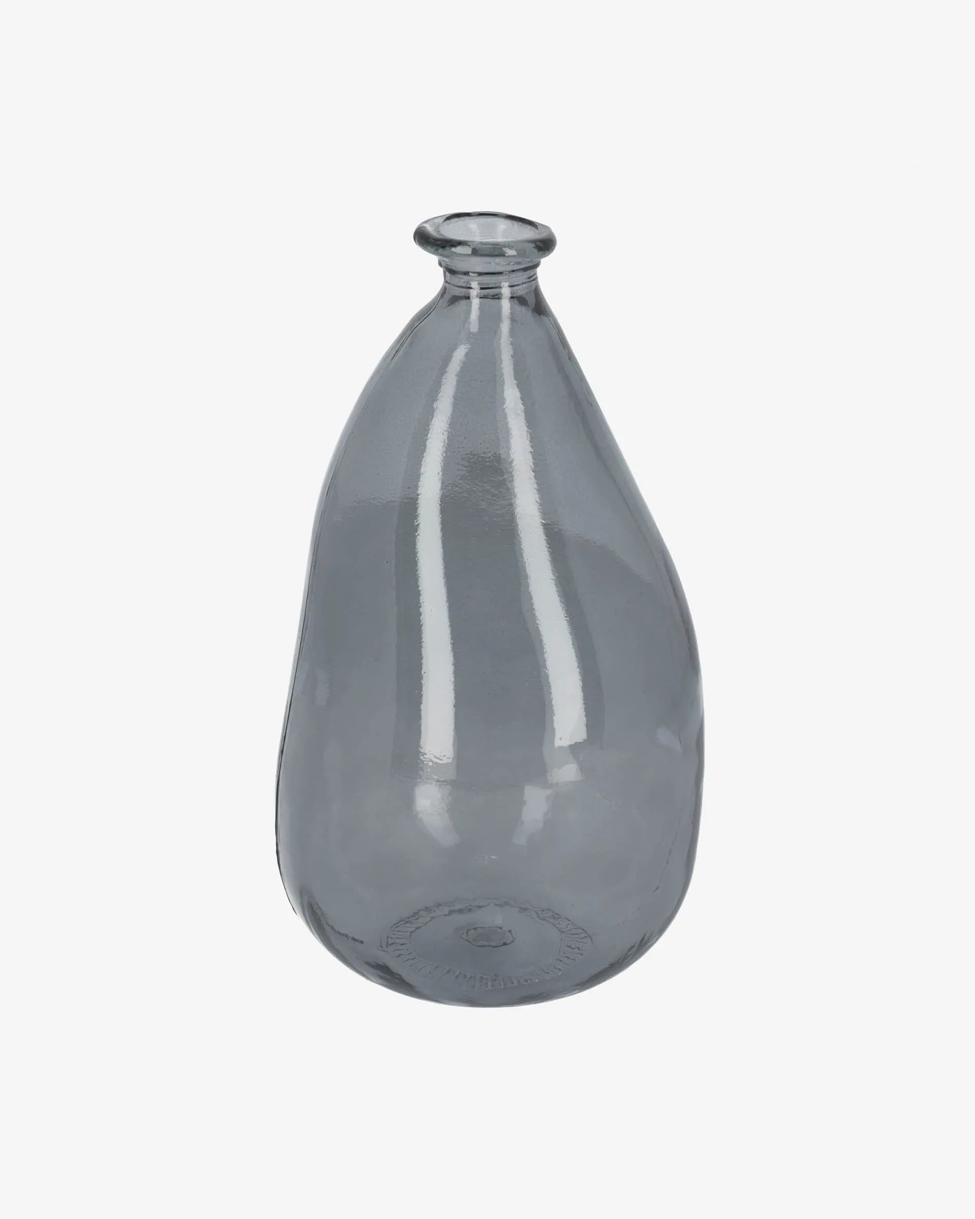 Die Brenna blaue Vase von Kave Home: Elegantes Glasdesign, vielseitig für Blumen oder als Deko, zeitloser Stil für jedes Zuhause.