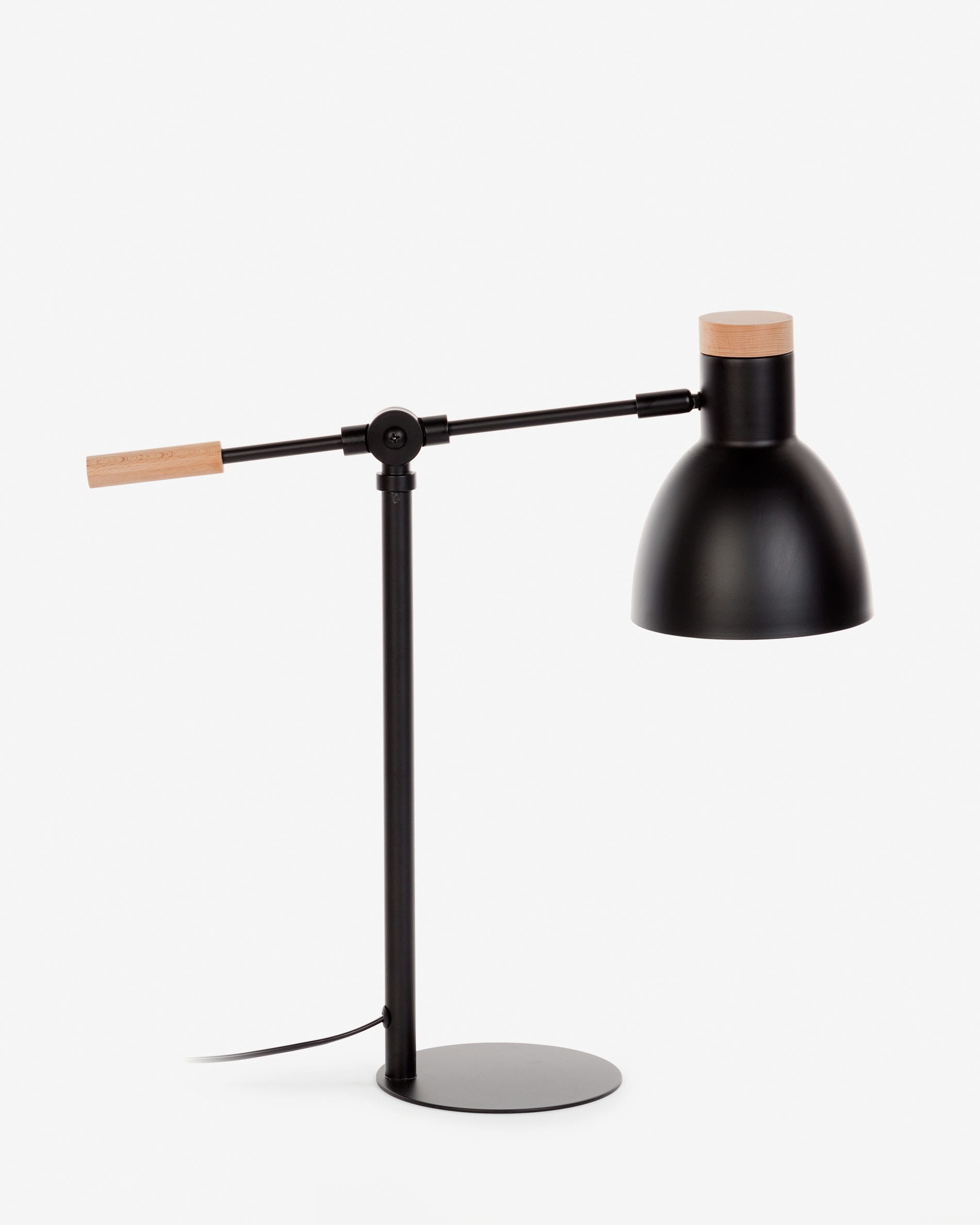 Tescarle Tischlampe, schwarz in Schwarz präsentiert im Onlineshop von KAQTU Design AG. Tischleuchte ist von Kave Home