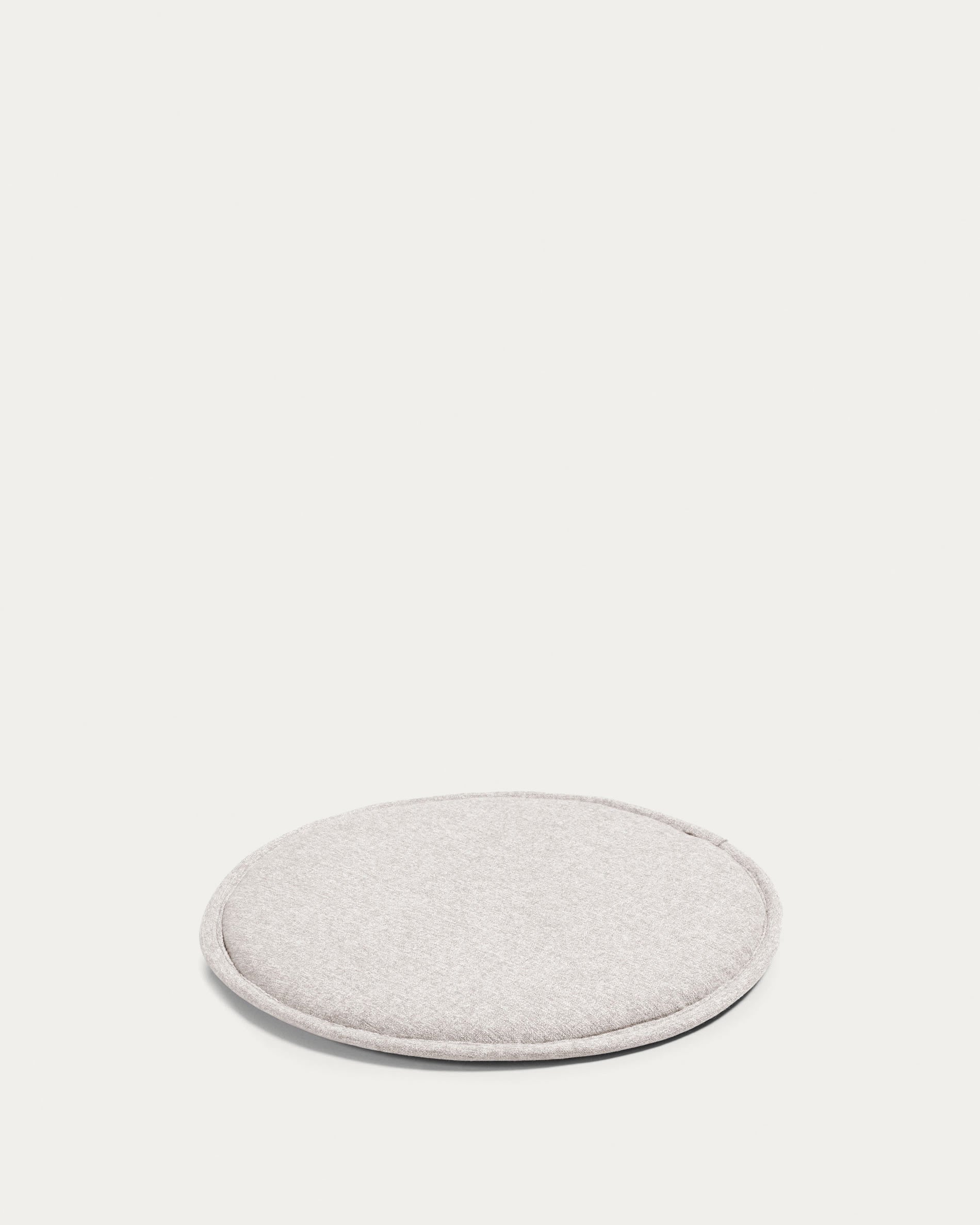 Silke Kissen, beige in Beige präsentiert im Onlineshop von KAQTU Design AG. Deko Kissen ist von Kave Home