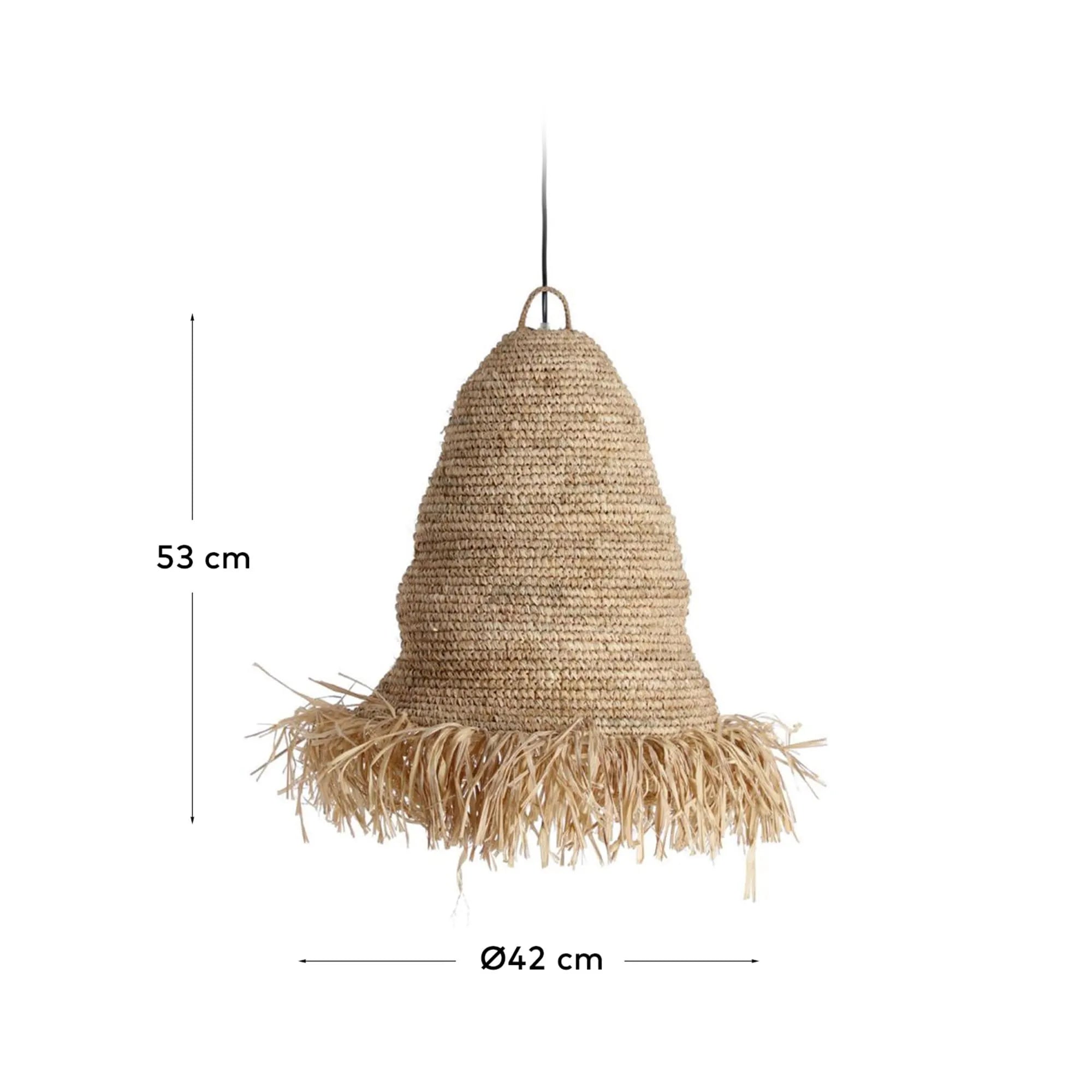 Der Shianne Lampenschirm aus Naturfasern von Kave Home vereint stilvolles Design mit langlebiger Funktionalität für ein warmes Ambiente.