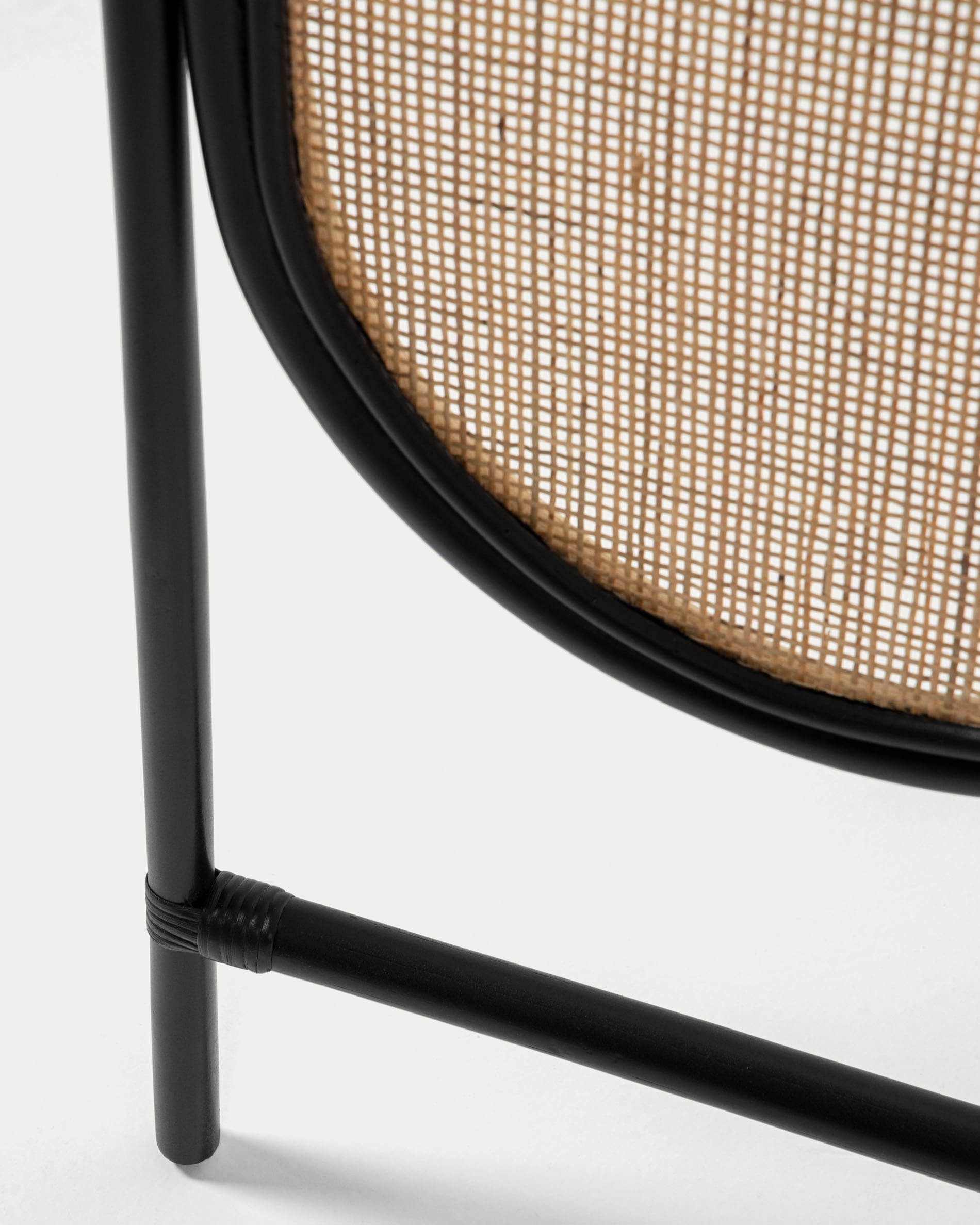 Lalita Paravent aus Rattan 150 x 180 cm in Mehrfarbig präsentiert im Onlineshop von KAQTU Design AG. Raumtrenner ist von Kave Home