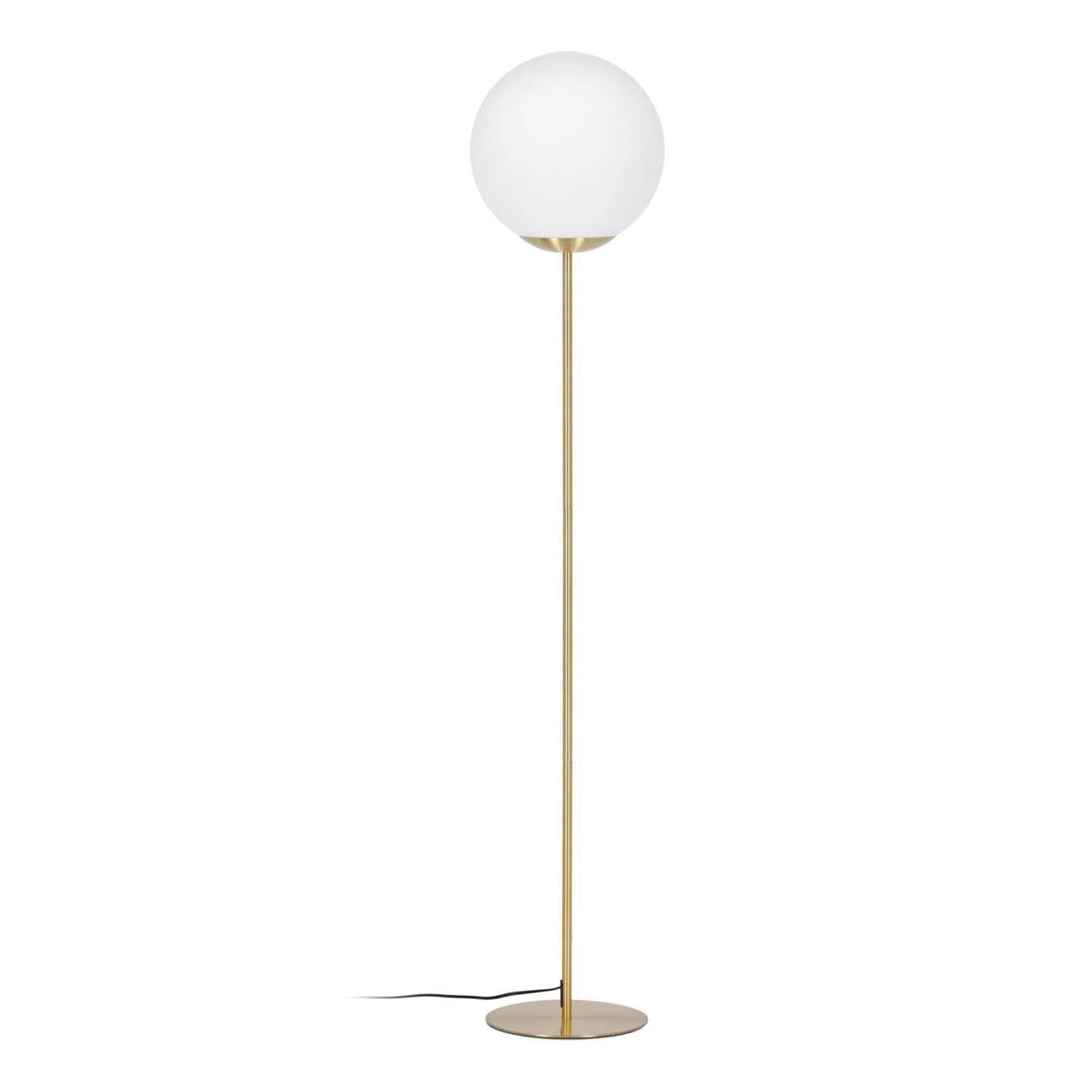 Mahala Stehlampe in Gold präsentiert im Onlineshop von KAQTU Design AG. Stehleuchte ist von Kave Home