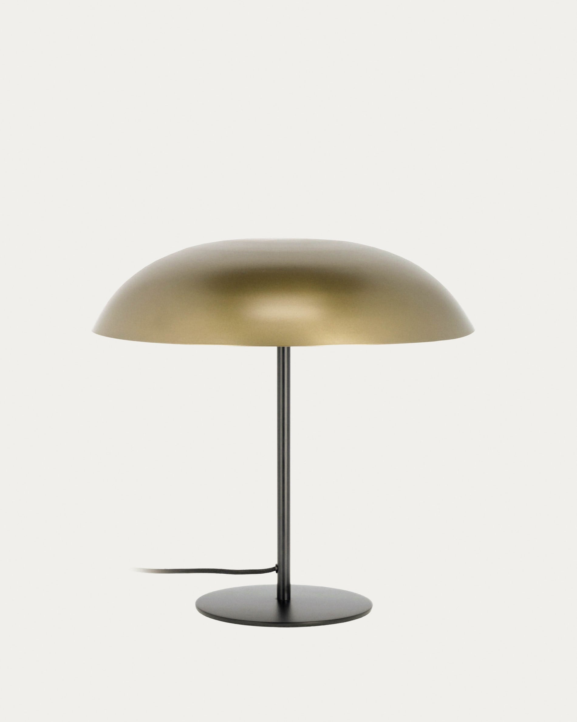 Carlisa Tischlampe in Gold präsentiert im Onlineshop von KAQTU Design AG. Tischleuchte ist von Kave Home