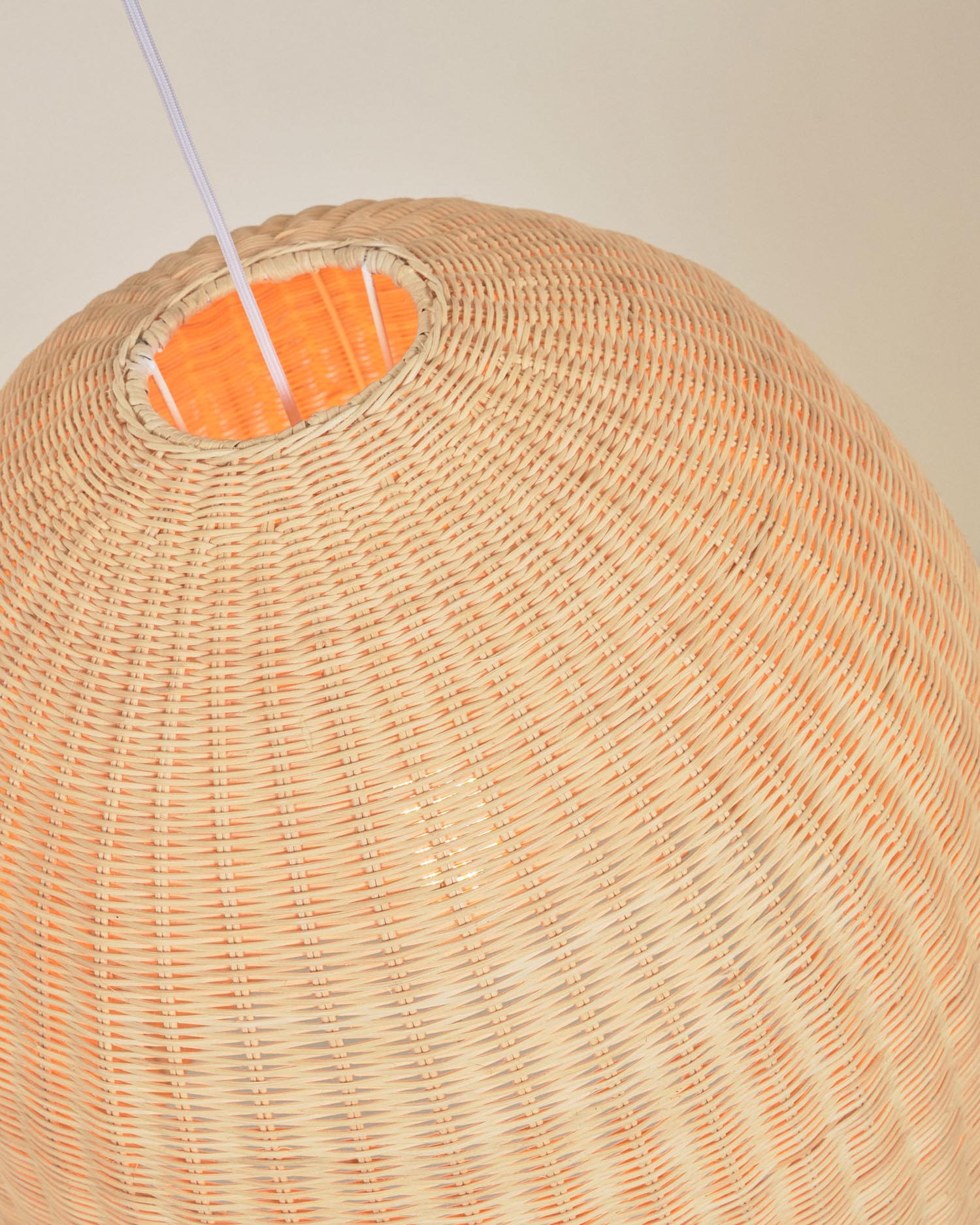 Lampenschirm für die Lampe Druciana aus Rattan mit natürlichem Finish Ø 60 cm in Braun präsentiert im Onlineshop von KAQTU Design AG. Lampenschirm ist von Kave Home