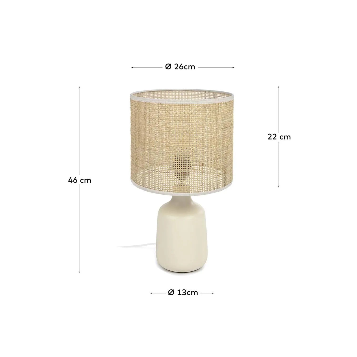 Erna Tischlampe aus weißer Keramik und Bambus mit natürlichem Finish in Natur, Beige präsentiert im Onlineshop von KAQTU Design AG. Tischleuchte ist von Kave Home