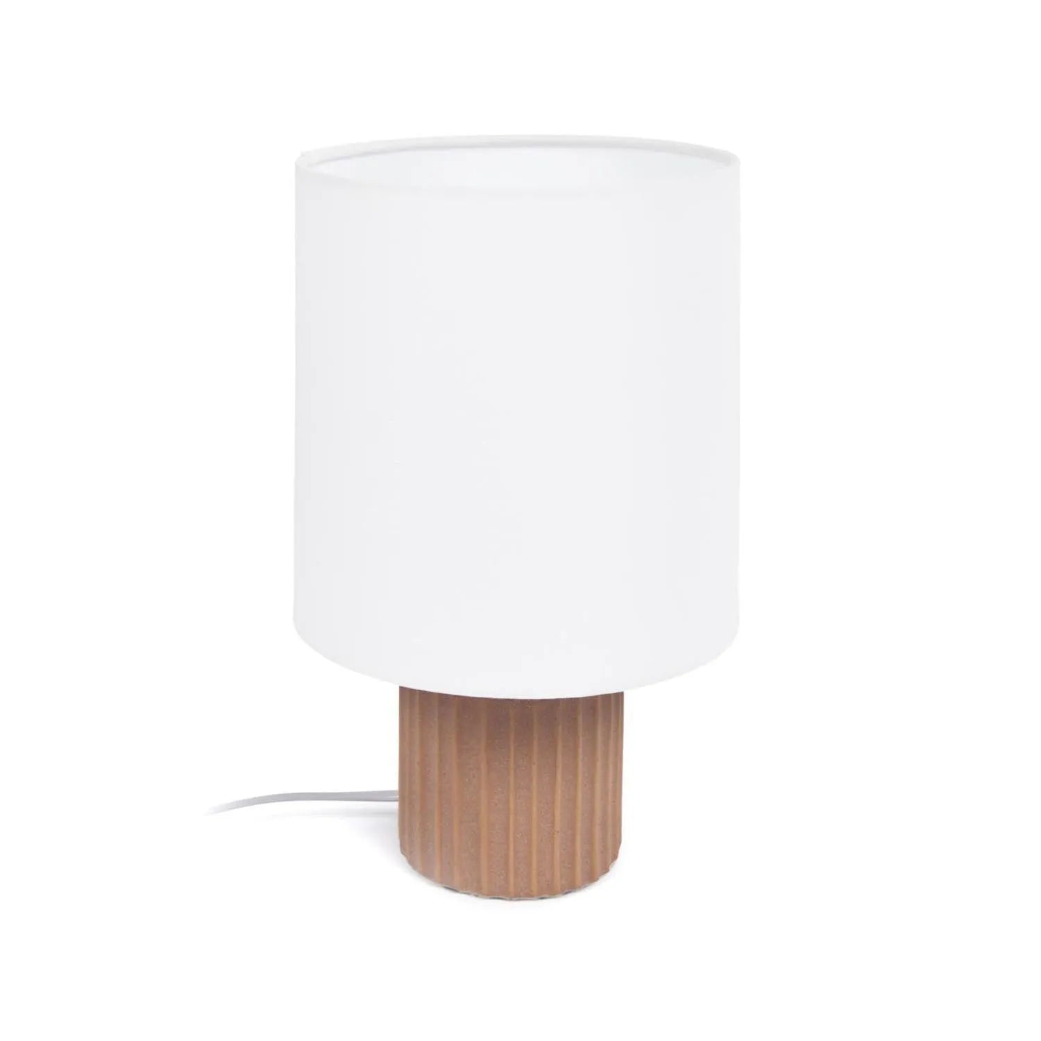 Eshe Tischlampe aus Keramik in der Farbe Terrakotta und weiß in Weiss präsentiert im Onlineshop von KAQTU Design AG. Tischleuchte ist von Kave Home