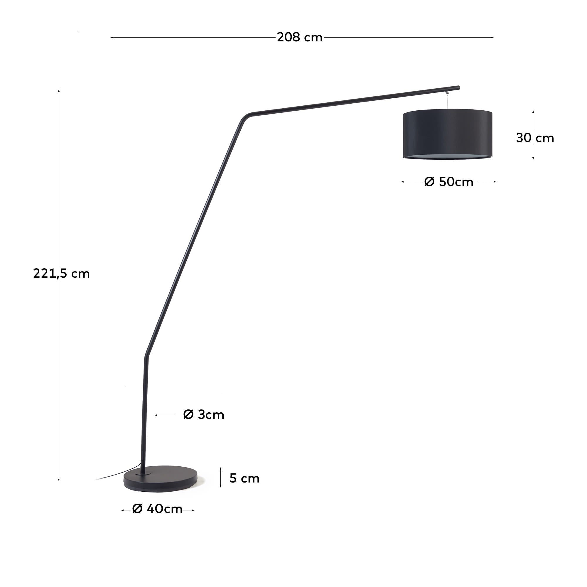 Ciana Stehlampe aus Metall mit schwarzem Finish und Lampenschirm aus Baumwolle in Schwarz präsentiert im Onlineshop von KAQTU Design AG. Stehleuchte ist von Kave Home