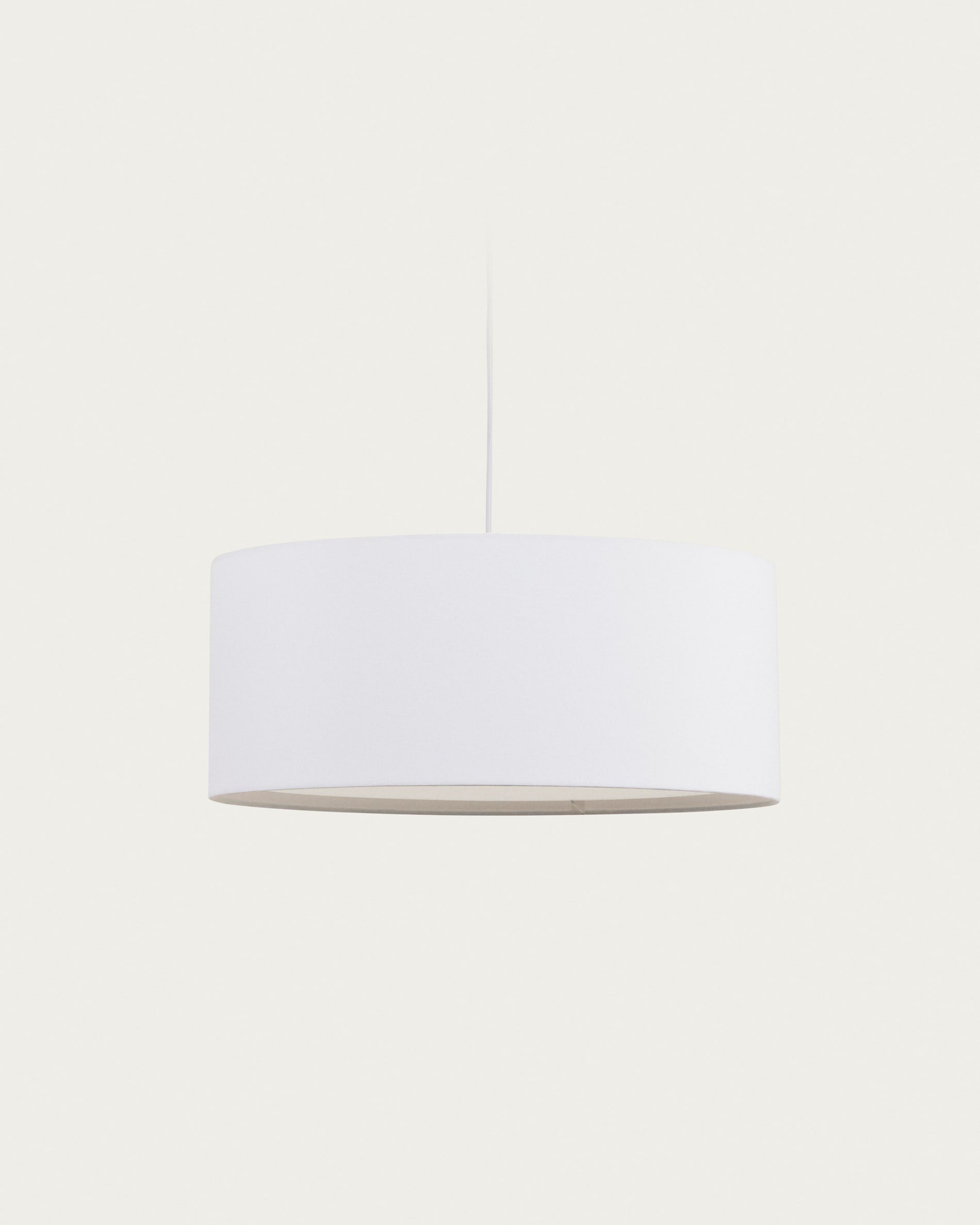 Santana Lampenschirm weiss mit weissem Diffusor Ø 50 cm in Weiß präsentiert im Onlineshop von KAQTU Design AG. Lampenschirm ist von Kave Home